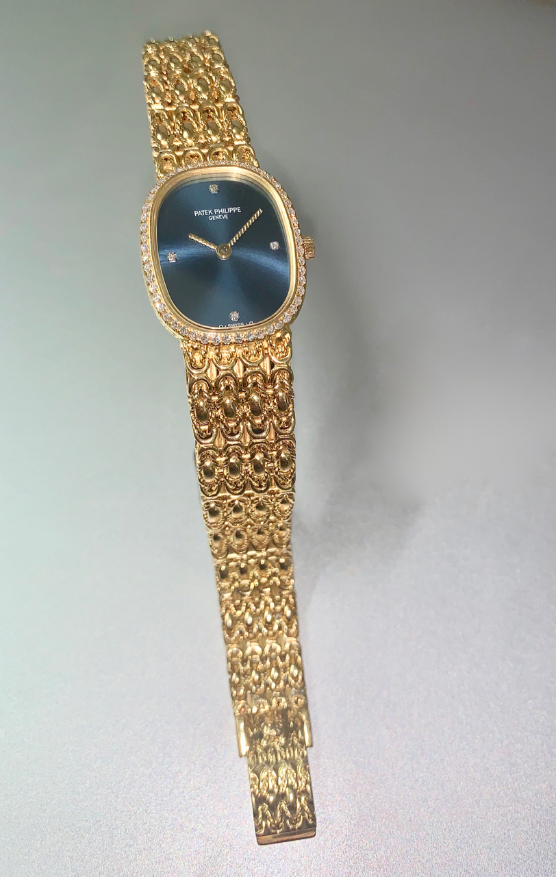 Patek Philippe Ladies Ellipse original diamond bezel, diamond dial, reference 4698/001 FULL SET!! - Image 3