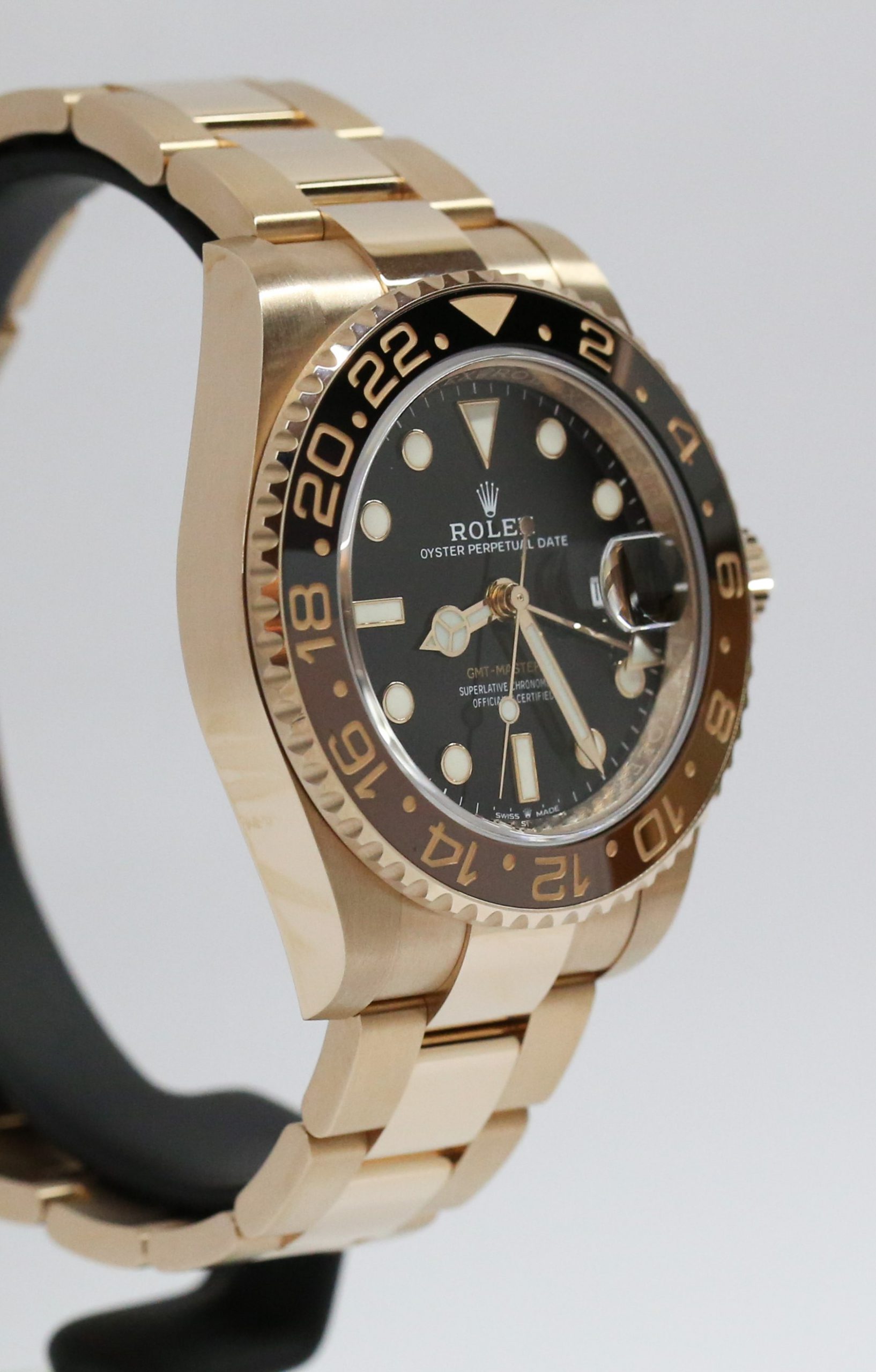Rolex GMT Master II "Rootbeer", in 18ct Everose gold, Black index dial on a Rolex Oyster Bracelet in 18ct Everose gold. Ref 126715CHNR, Current, with Box & Papers - Image 4