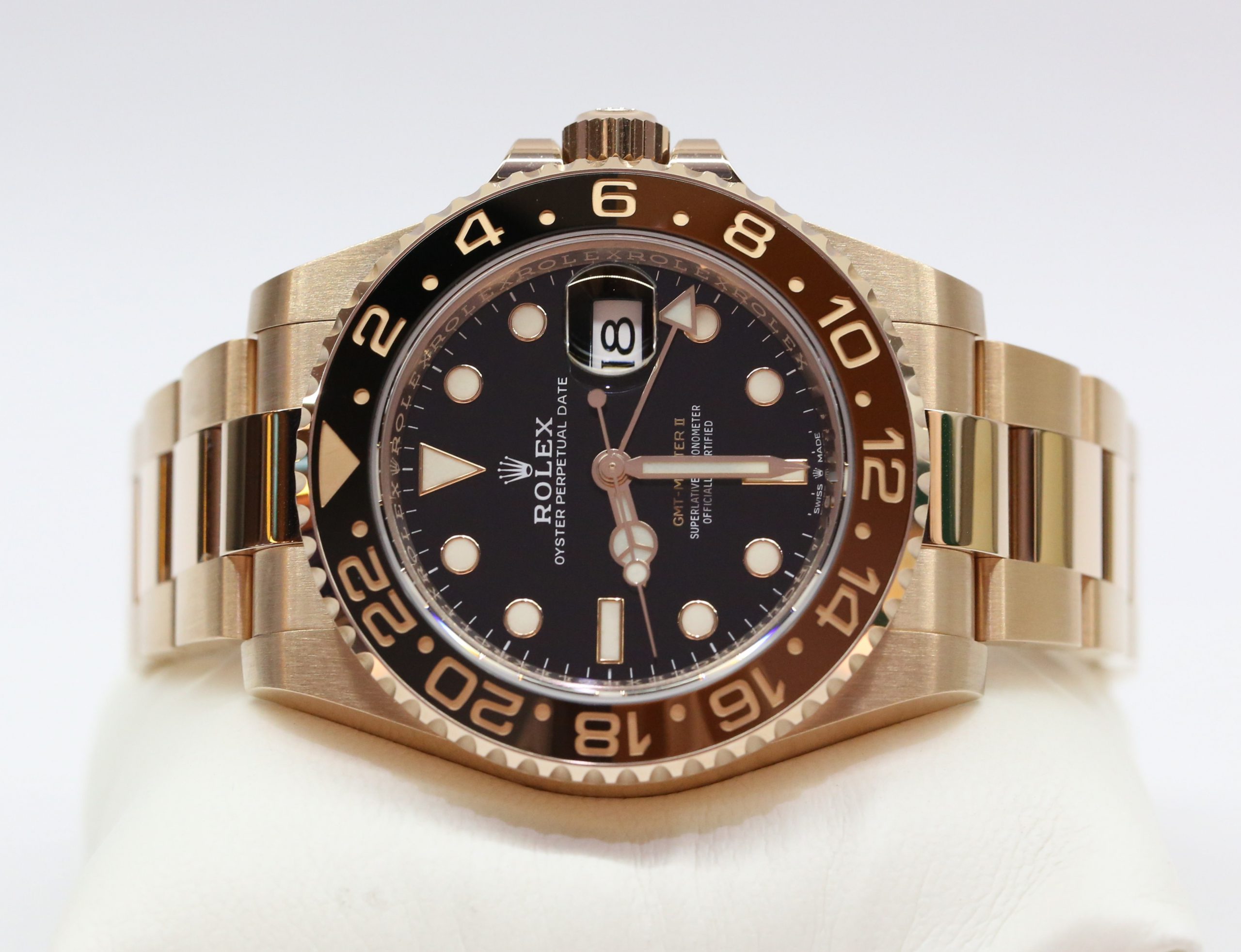 Rolex GMT Master II "Rootbeer", in 18ct Everose gold, Black index dial on a Rolex Oyster Bracelet in 18ct Everose gold. Ref 126715CHNR, Current, with Box & Papers - Image 3