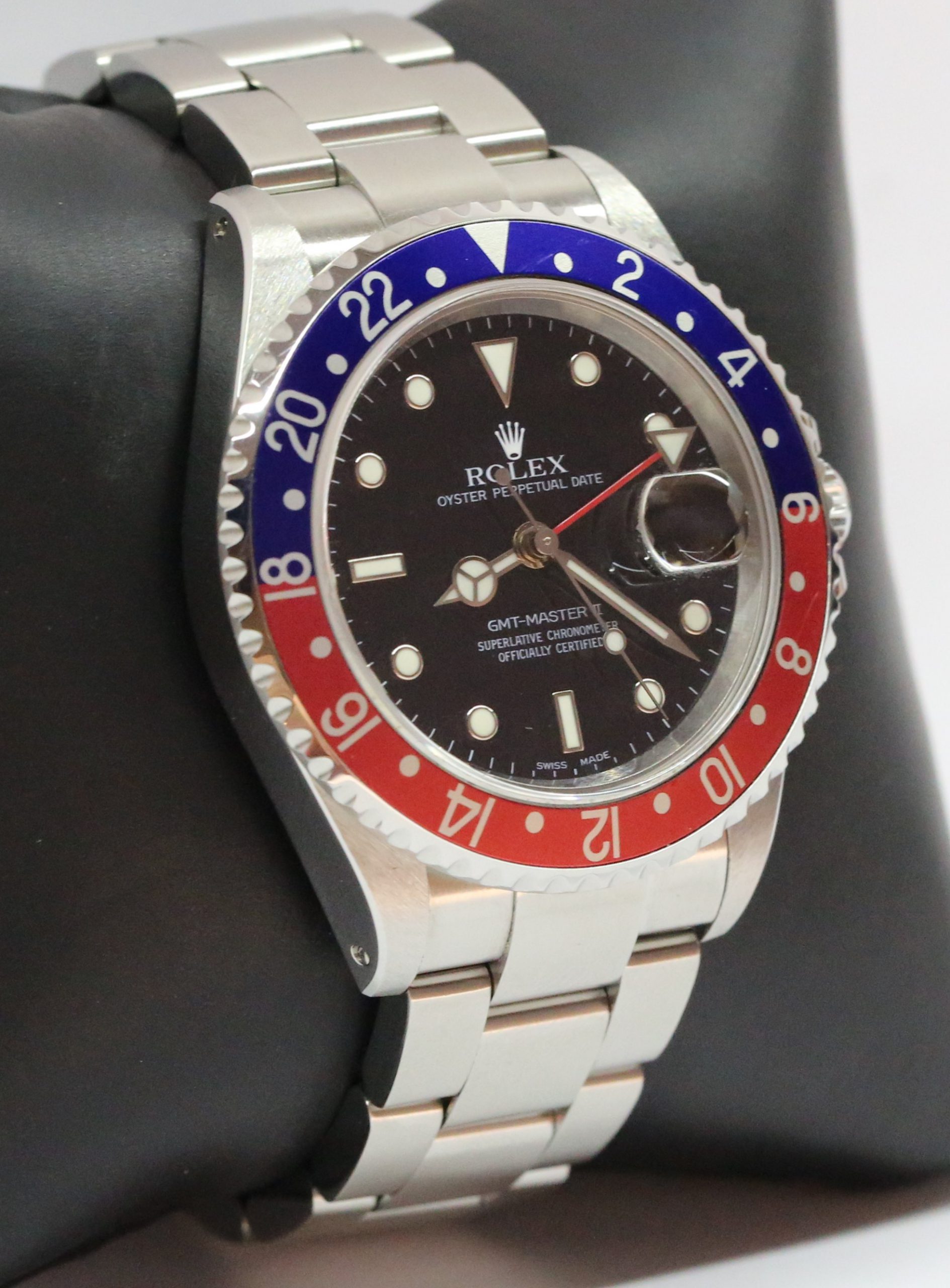 Rolex GMT Master II in stainless steel, Pepsi bezel, black index dial on a Rolex Oyster bracelet Ref: 16710, Y series, Box & Warranty Certificate - Image 4