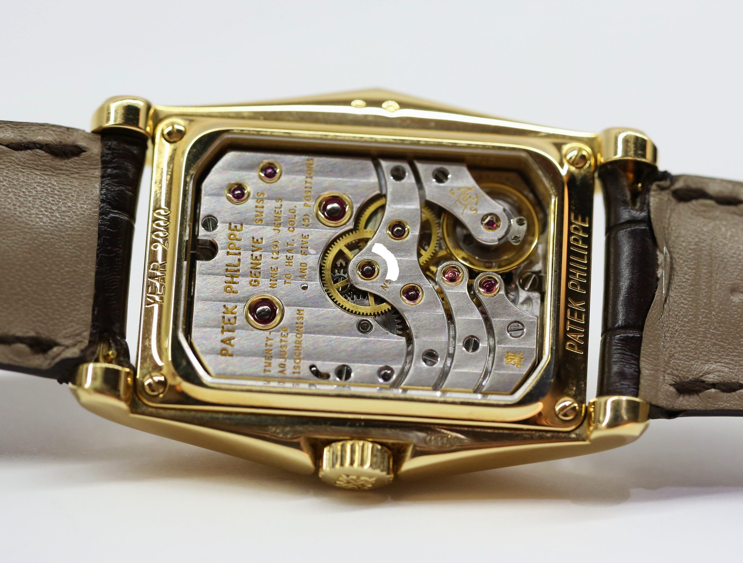 Patek Philippe Mantaray Ref 5100J-001 10 day power reserve Manual Winding in 18ct Yellow Gold limited to 1,500 pieces in yellow gold. Full set. A very special timepiece launched to welcome the millennium in the year 2000. - Image 4