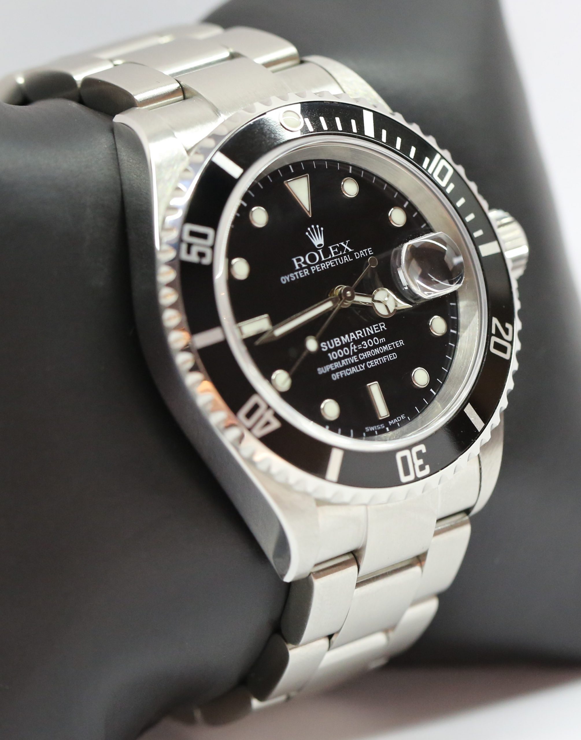 Rolex Submariner Date Stainless Steel on Oyster Bracelet, ref 16610, Y serial, Circa 2004, With Original Warranty Paper - Image 4