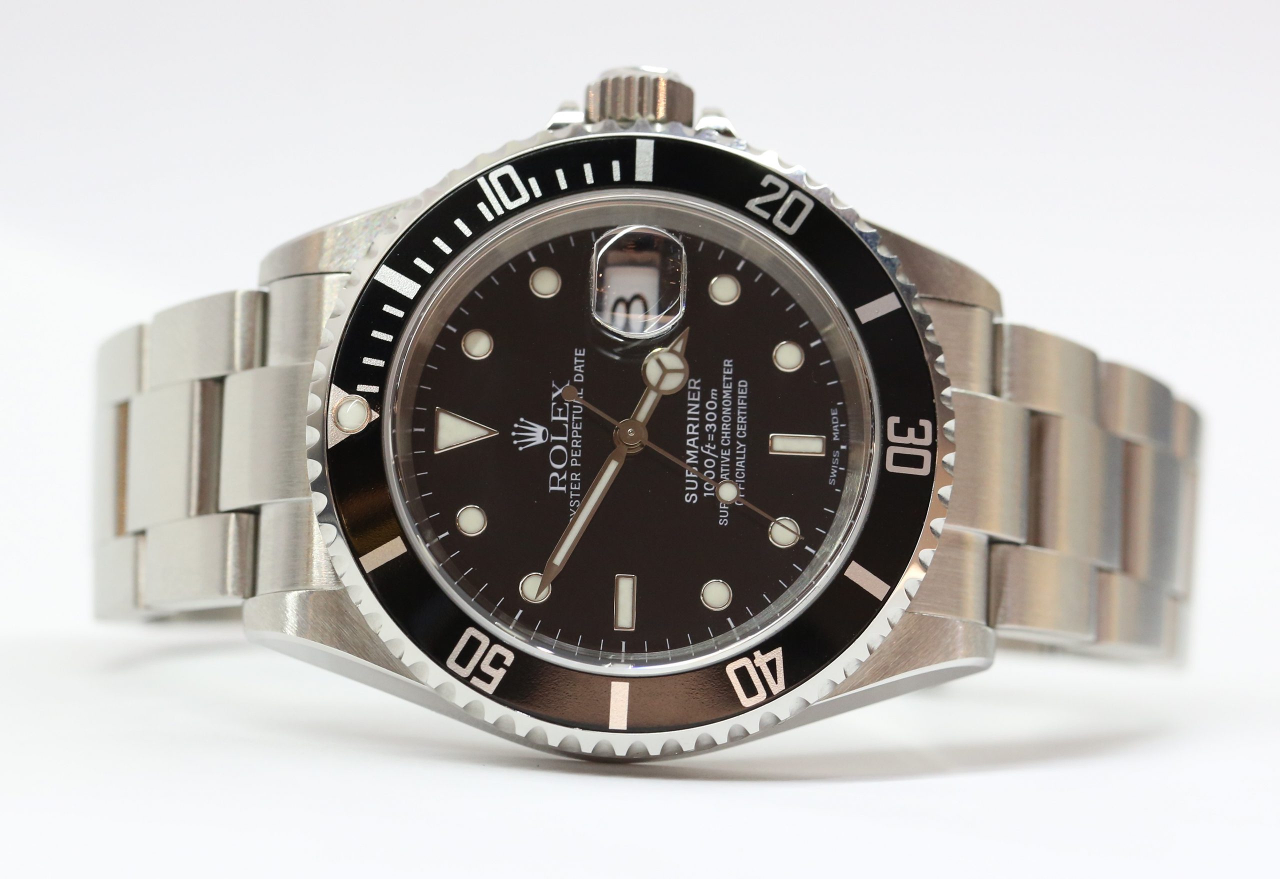 Rolex Submariner Date Stainless Steel on Oyster Bracelet, ref 16610, Y serial, Circa 2004, With Original Warranty Paper - Image 3