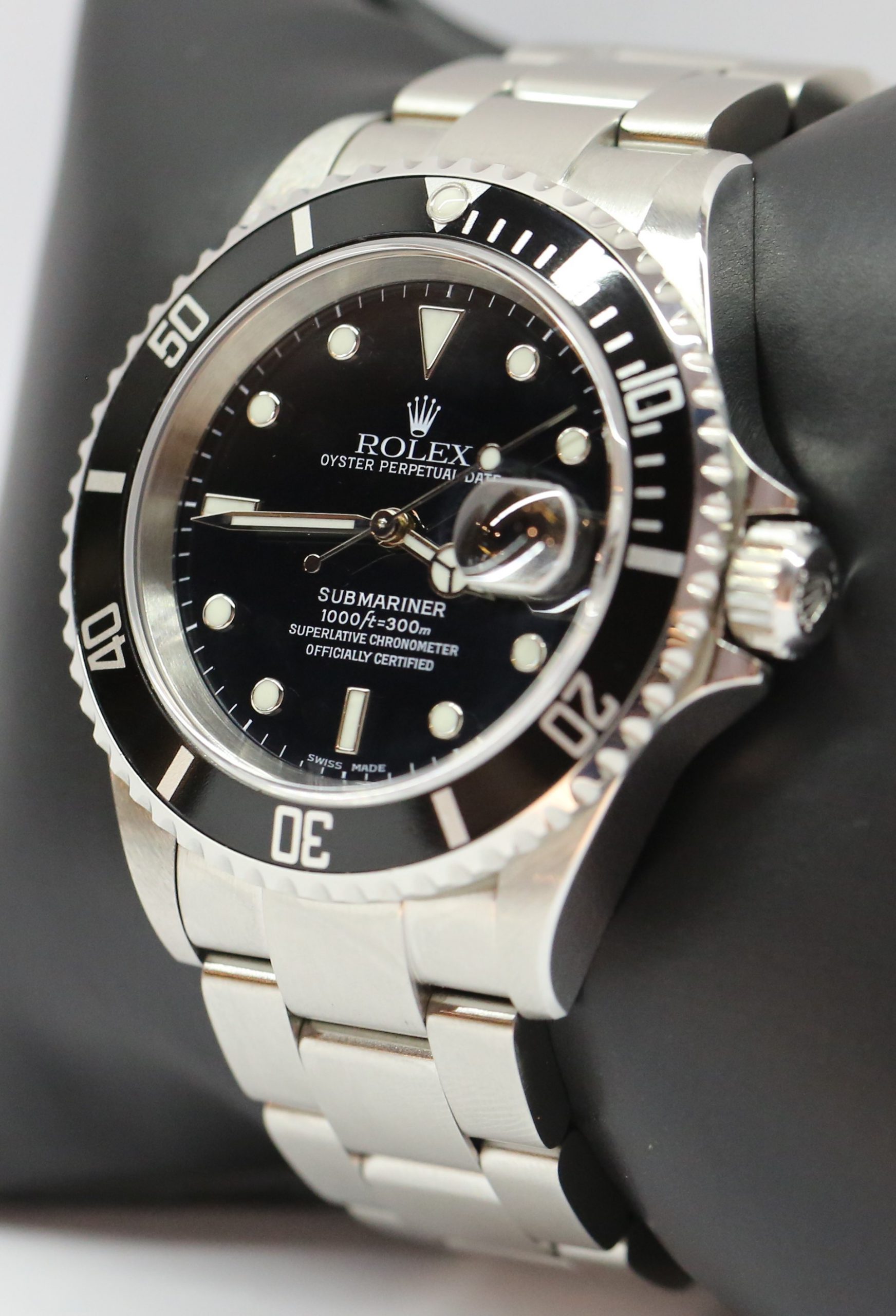 Rolex Submariner Date Stainless Steel on Oyster Bracelet, ref 16610, Y serial, Circa 2004, With Original Warranty Paper - Image 2