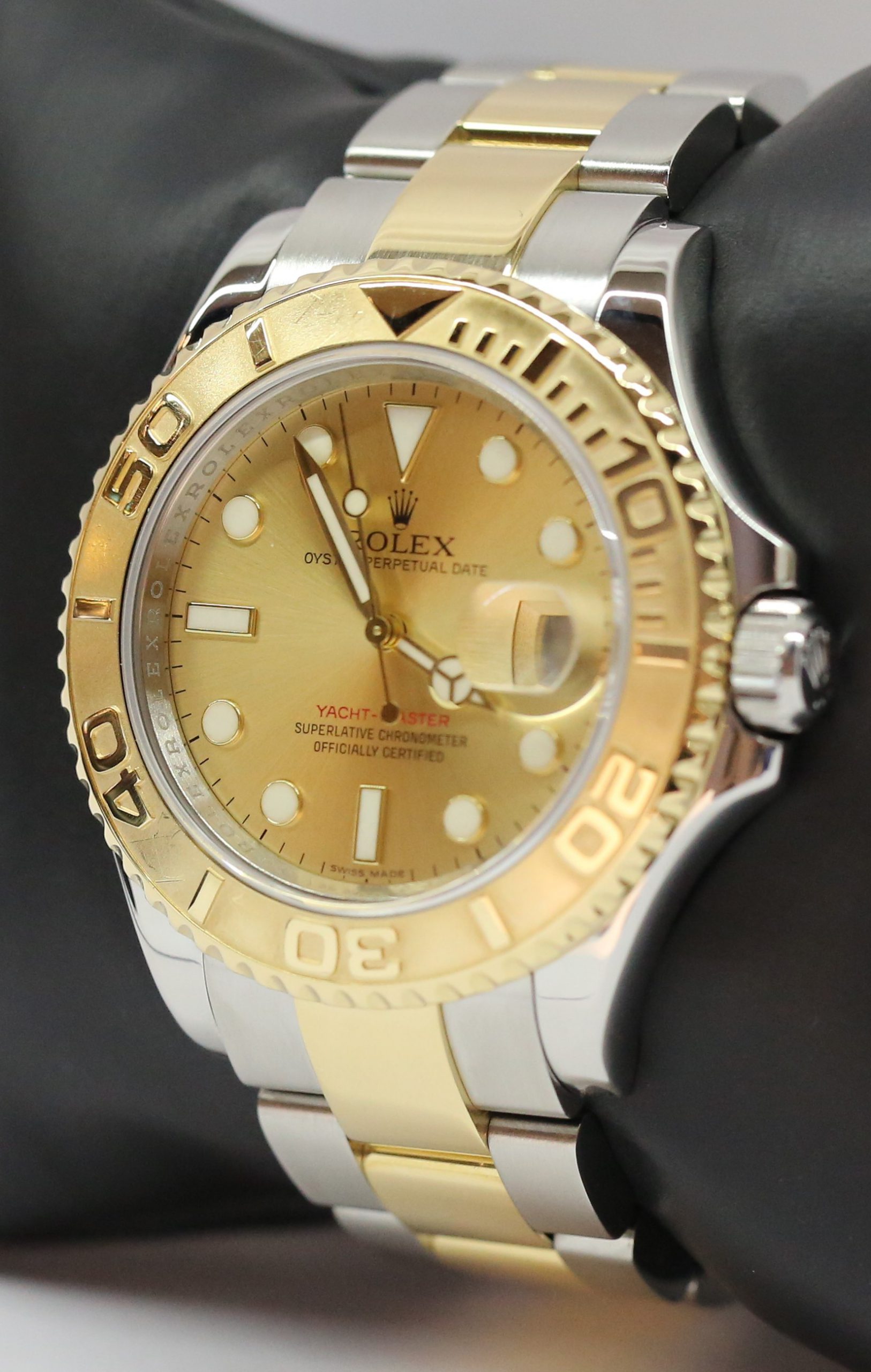 Rolex Yacht-Master 40mm in 18ct Yellow Gold & Stainless Steel on matching Rolex Oyster Bracelet, Champagne Dial, Ref: 16623, Circa: 2009, with Box - Image 2