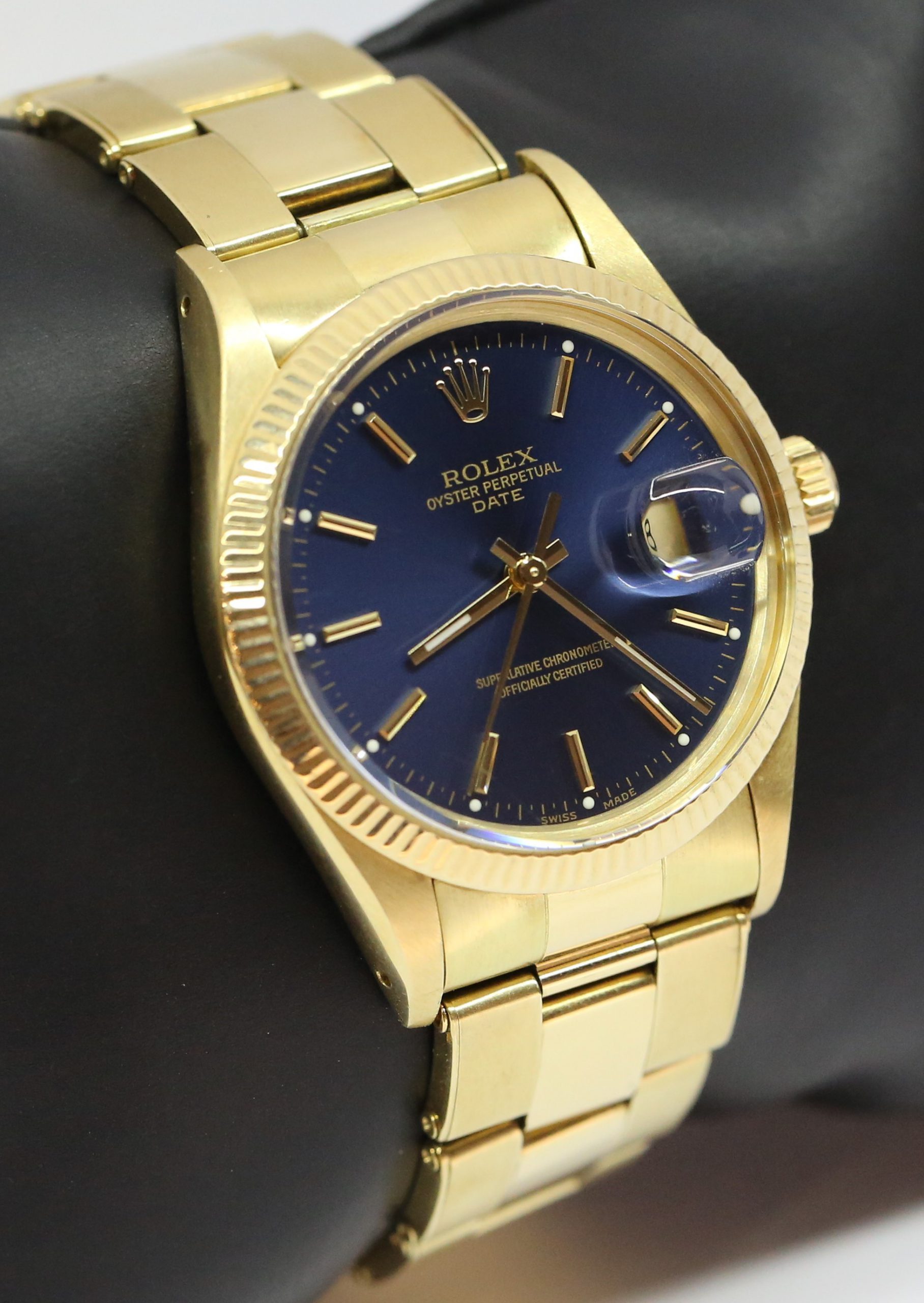 Rolex Oyster Perpetual Date in 14ct Yellow Gold with Blue index Dial ...