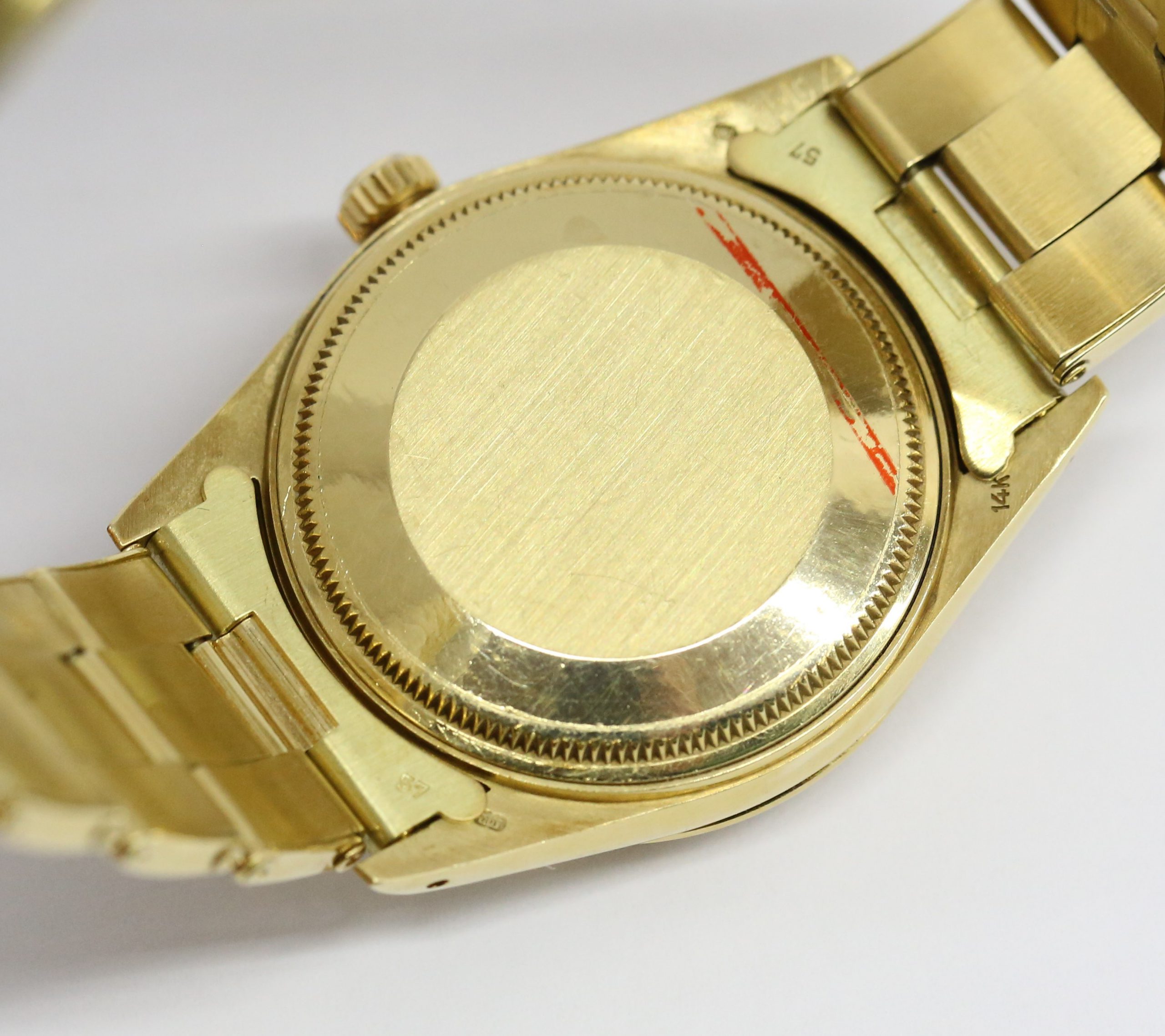 Rolex Oyster Perpetual Date in 14ct Yellow Gold with Blue index Dial 34mm on 14ct Yellow Gold Oyster Bracelet, Ca. 1981 Ref: 15037 - Image 5