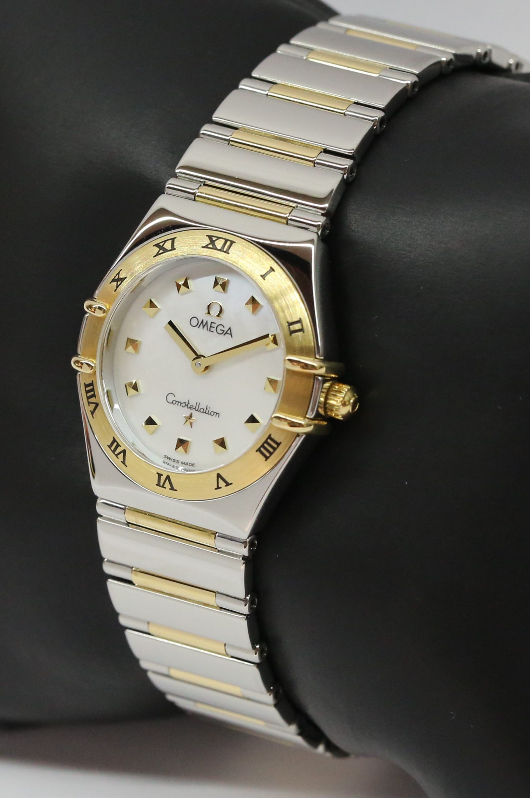 Omega Constellation 18ct Yellow Gold 