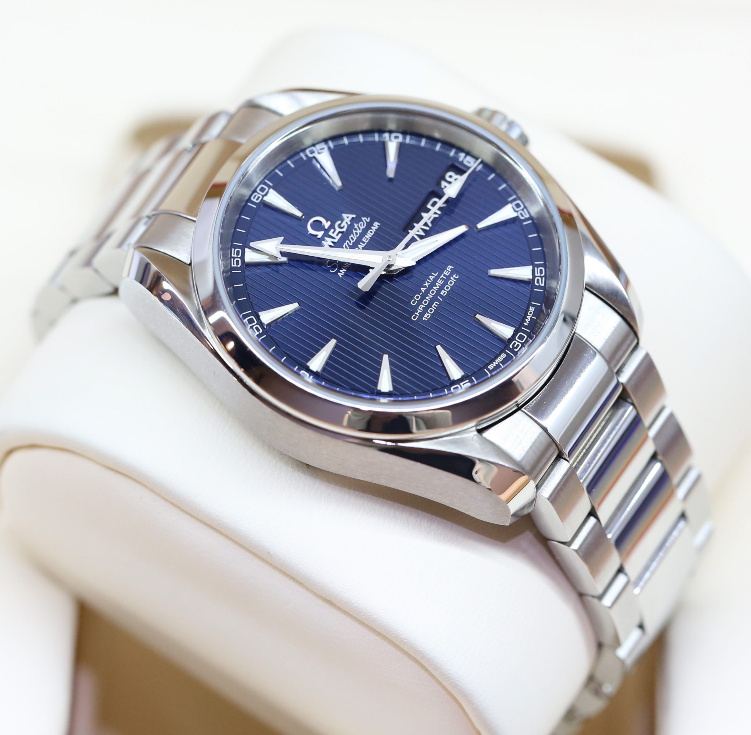 Omega Seamster Aqua Terra Annual Calendar Ref 23110392203001, dark blue dial, sold new 2020, with box and warranty cards. - Image 4