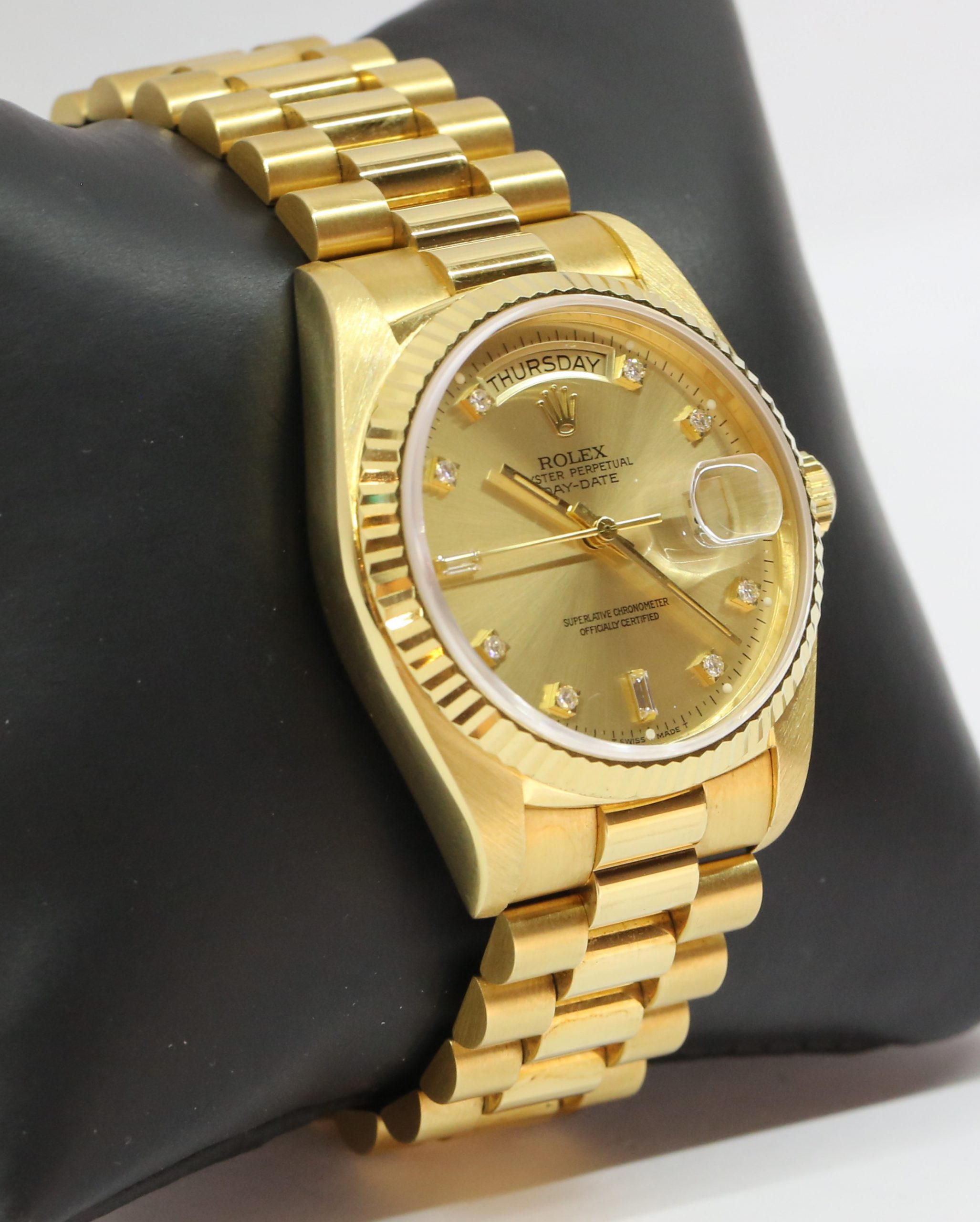 Rolex Oyster Perpetual Day Date in 18ct Yellow Gold on 18ct Yellow Gold Rolex President Bracelet, reference: 18038, Champagne Diamond Dial, Circa: 1981 - Image 4