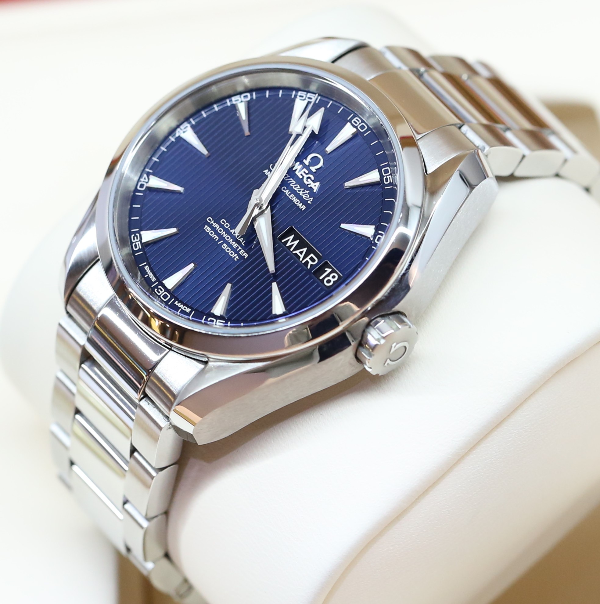 Omega Seamster Aqua Terra Annual Calendar Ref 23110392203001, dark blue dial, sold new 2020, with box and warranty cards. - Image 2