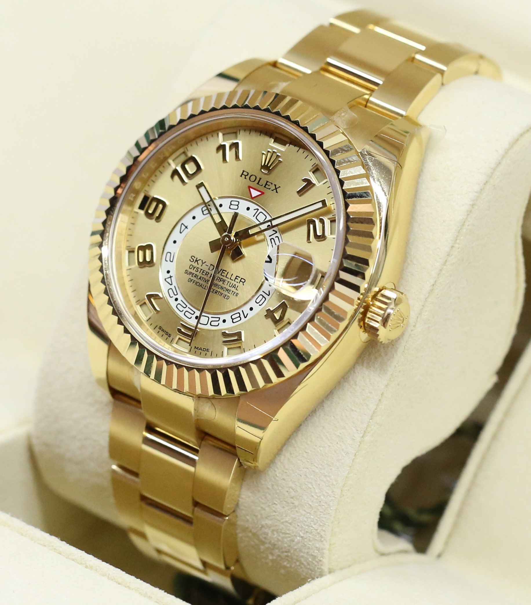 Rolex Skydweller in 18ct Yellow Gold on 18ct Yellow Gold Rolex Oyster Bracelet, Champagne Arab Dial, Ref: 326938, Complete with Box, Papers & Balance of Rolex Factory Warranty, Circa 2018 - Image 2