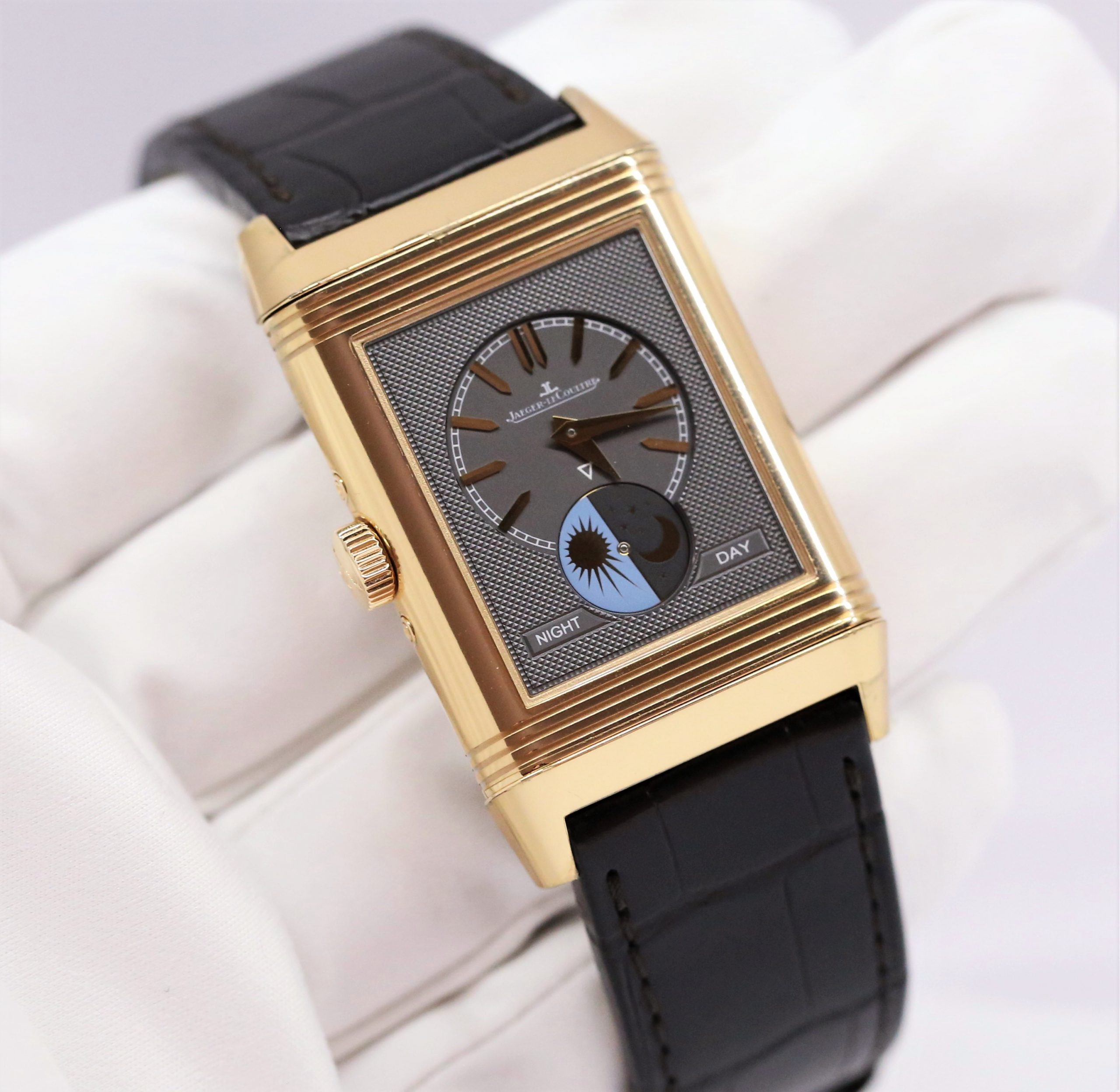 Jaeger-LeCoultre Reverso Tribute Calendar DuoFace in 18ct Pink Gold on JLC Alligator strap with 18ct Pink Gold Jaeger deployant clasp, Ref: Q3912420, Ca: 2020, Complete with Box, Papers & Balance of JLC 8 Year Factory Warranty - Image 3