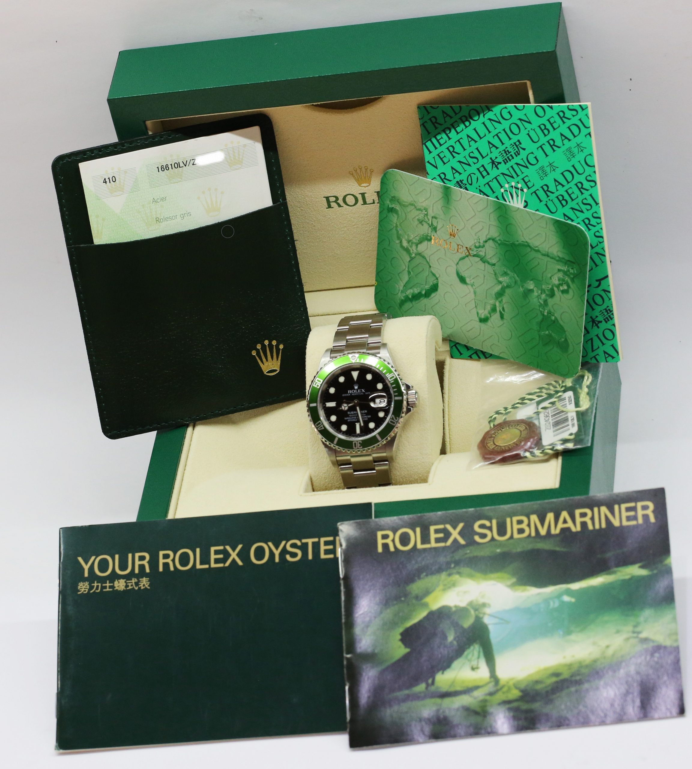 Rolex Submariner Date "Kermit". Green bezel and black index dial in Stainless steel with a Rolex Oyster Bracelet, Ref: 16610LV, Z Serial. Circa: 2007, complete - Image 6