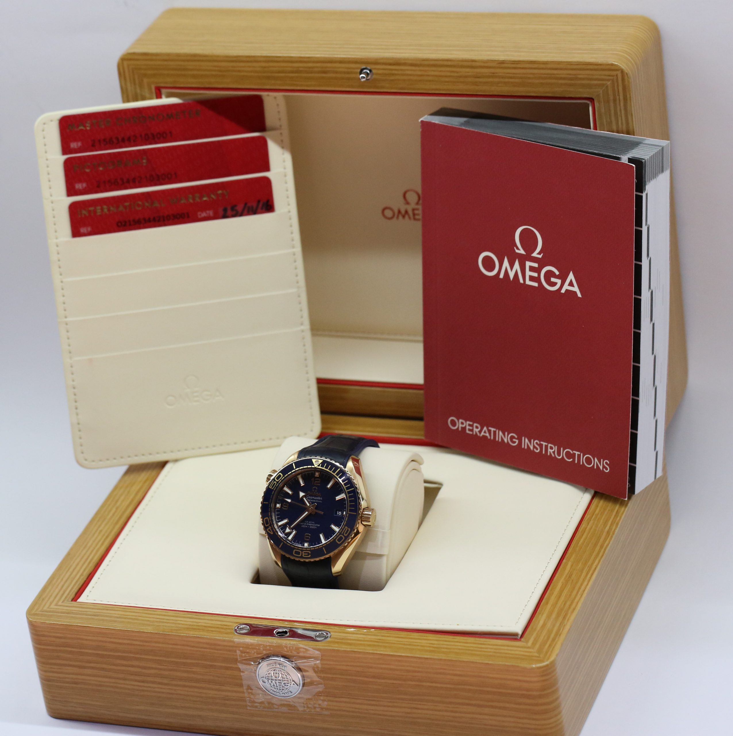 Omega Planet Ocean 600m in 18ct Rose Gold on Strap with 18ct Rose Gold Deployant, Ref: 21563442103001, Circa: 2016, Complete with Box & Papers Current RRP is $39,125 - Image 7