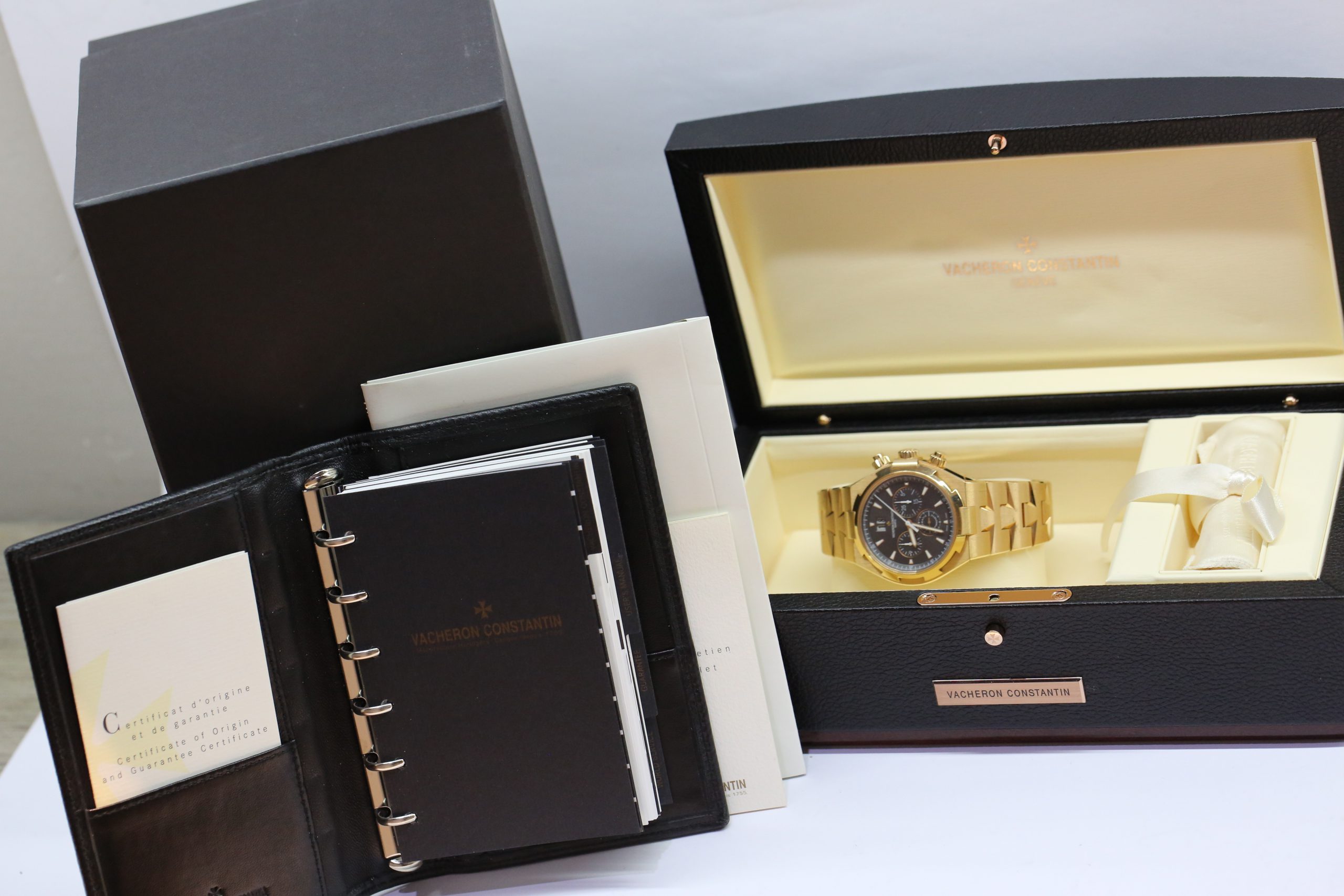 Vacheron Constantin Overseas Chronograph 18ct Rose Gold on Vacheron 18ct Rose Gold Bracelet, Grey Index Dial, Ref: 49150/000R, Circa: 2010, Complete with Box & Papers - Image 8