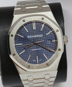 Audemars Piguet Botique Only Royal Oak 41mm Stainless Steel with Date on a Royal Oak Integrated Bracelet, Blue Tappisserie Dial. Ref: 15400ST, Circa: 2018, Complete with Box & Papers