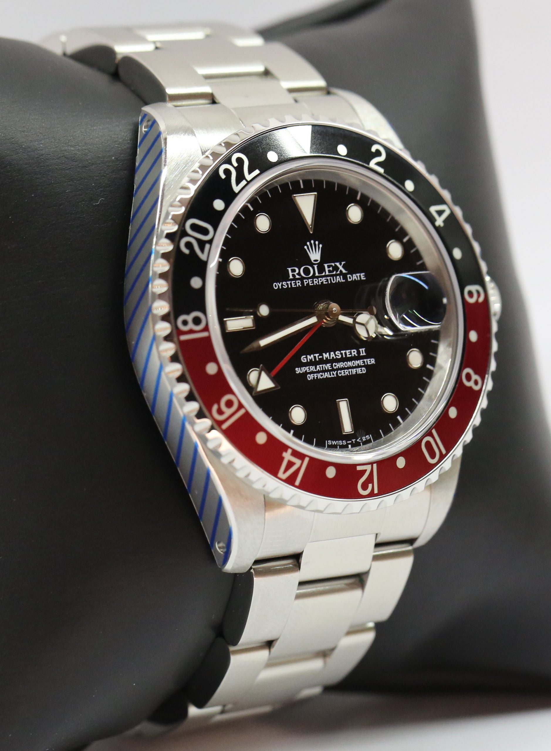 Rolex GMT Master II in Stainless Steel with Black/Red Bezel, Black Index Dial on Rolex Oyster Bracelet, Ref: 16710, L Serial, Circa: 1990, Complete with Box, Papers & Rolex Service Card - Image 4
