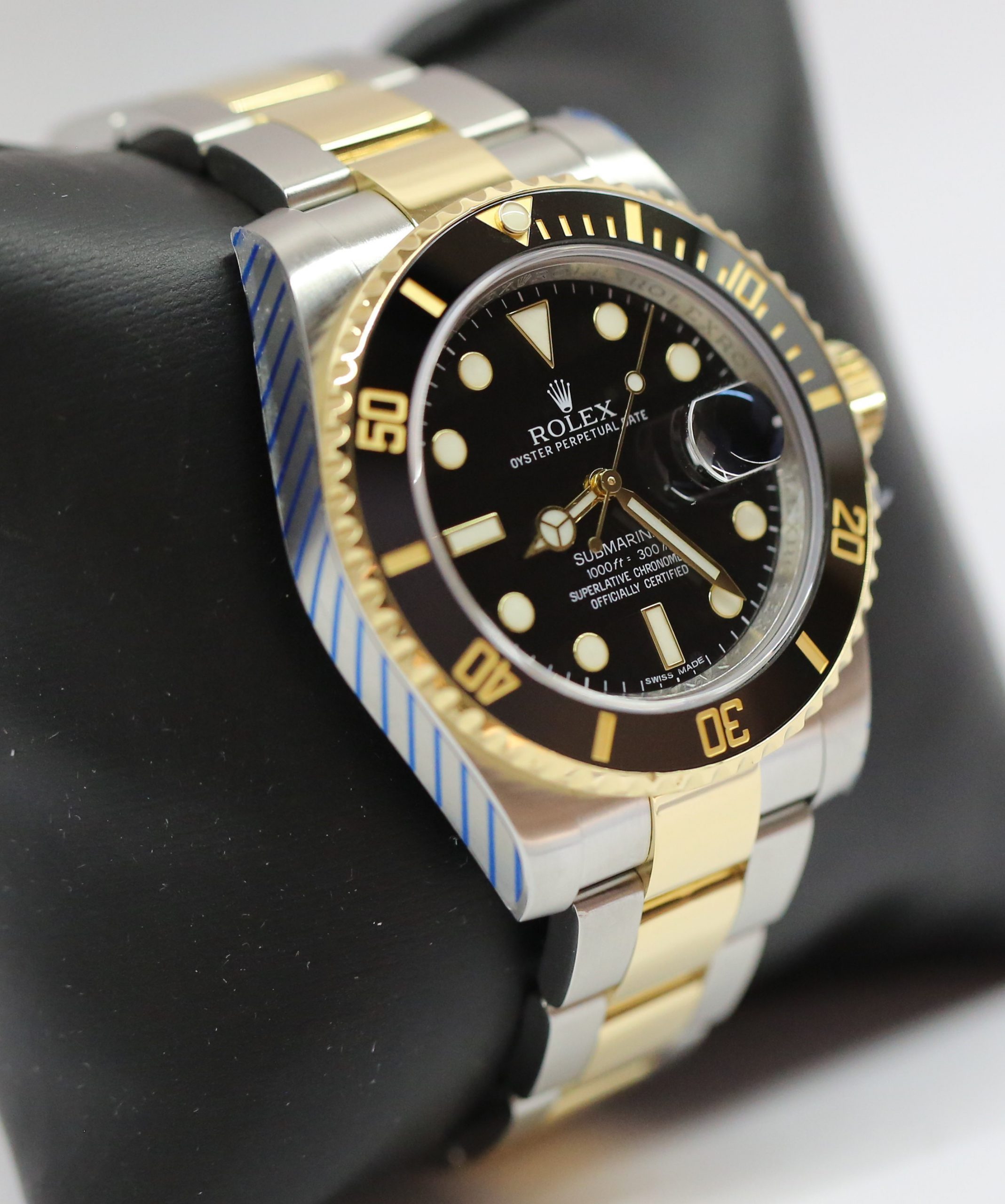Rolex Submariner Date 18ct Yellow Gold & Stainless Steel on Matching Rolex Oyster Bracelet, Black Index Dial, Ref: 116613LN, Circa: 2012, Just back from a Rolex Service, Complete with Box & Papers - Image 3