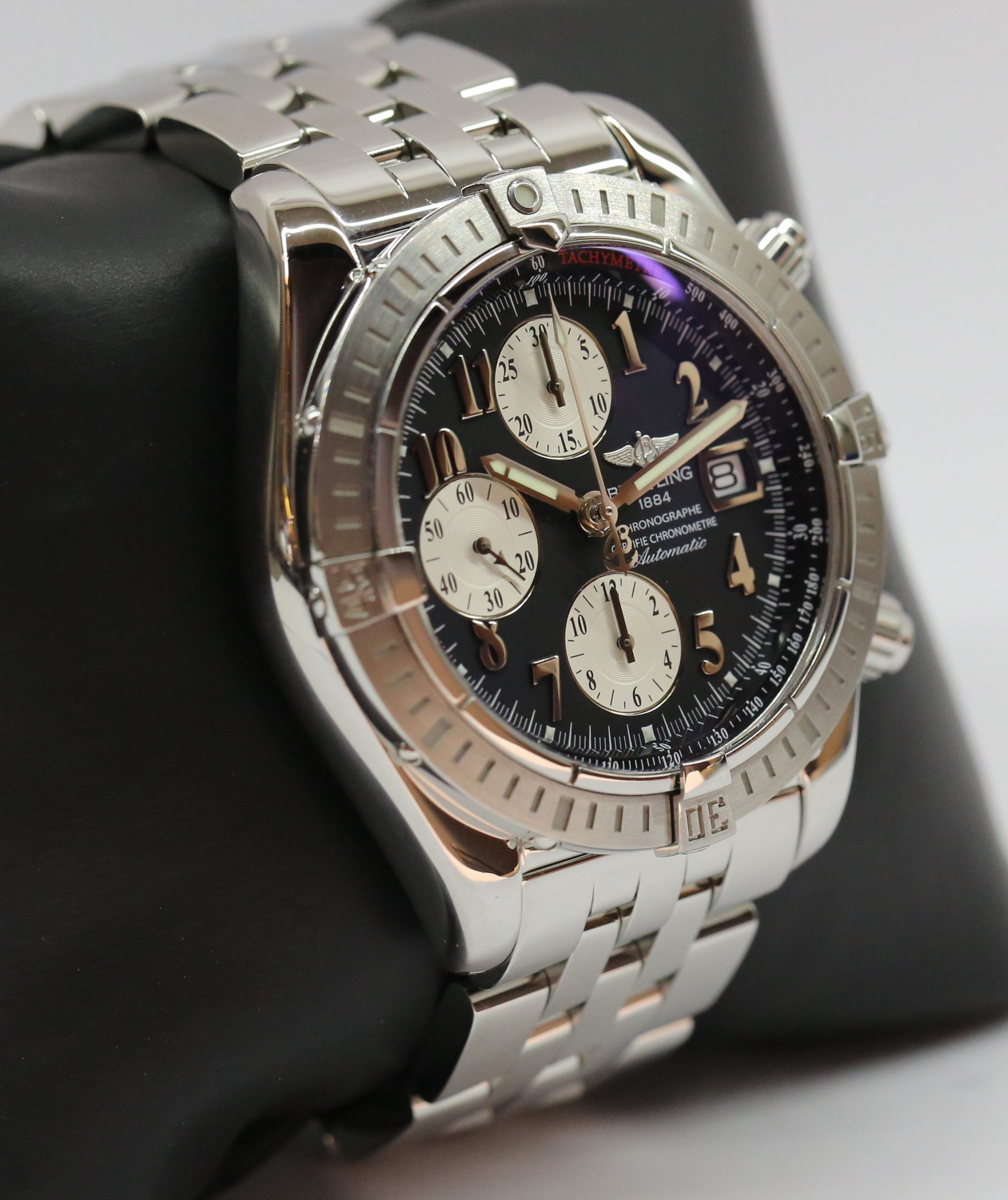 Breitling Choronomat Evolution Chronograph in Stainless Steel, Black Arab Dial on a Breitling stainless steel bracelet. 44mm , Ref: A13356 - Image 3