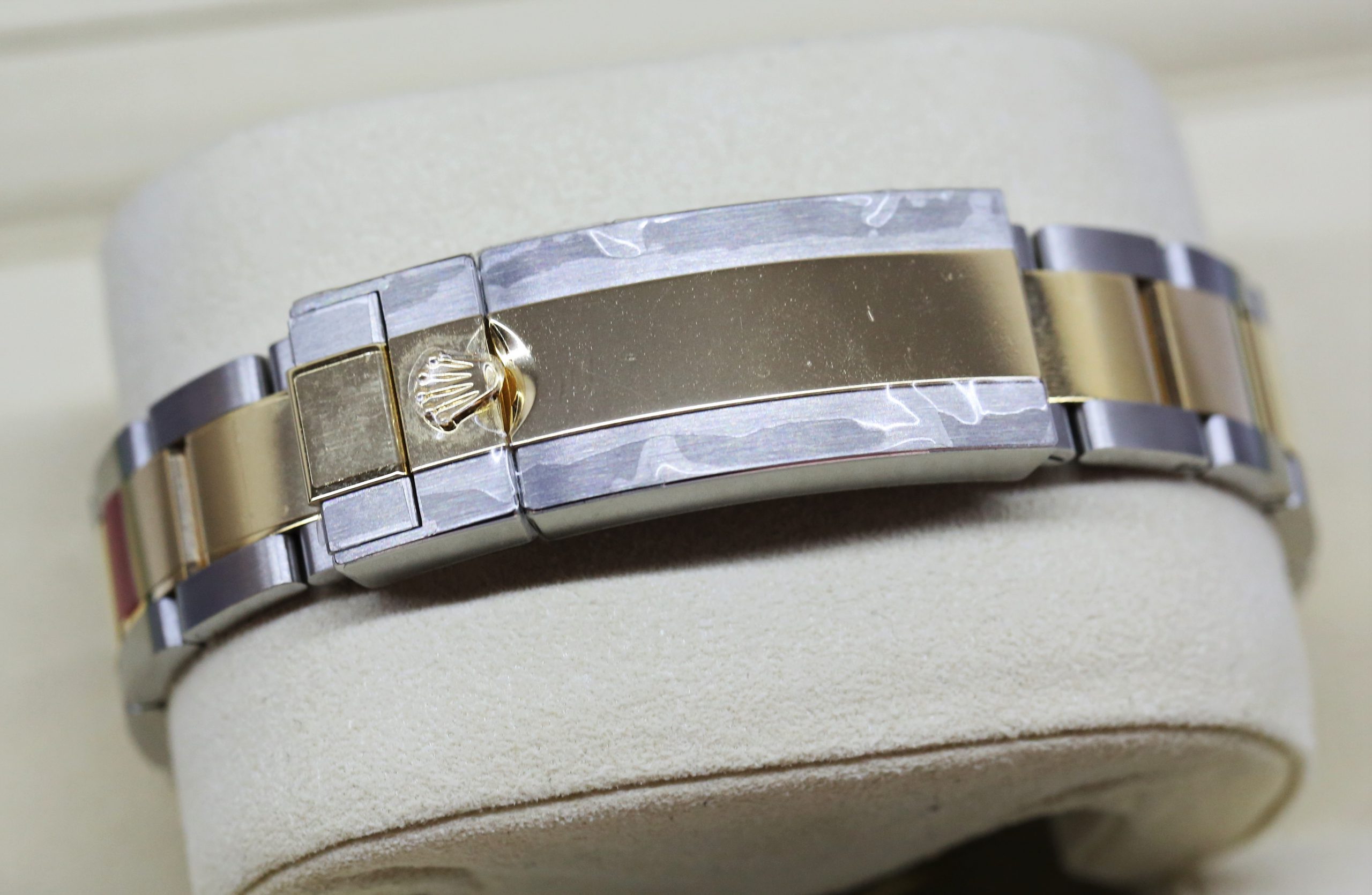 Rolex Submariner Date Blue Dial, 18ct Yellow Gold & Stainless Steel on Rolex Oyster Bracelet, Ref: 116613LB, Circa: 2018, Complete with Box & Papers. Factory stickers still intact - Image 5