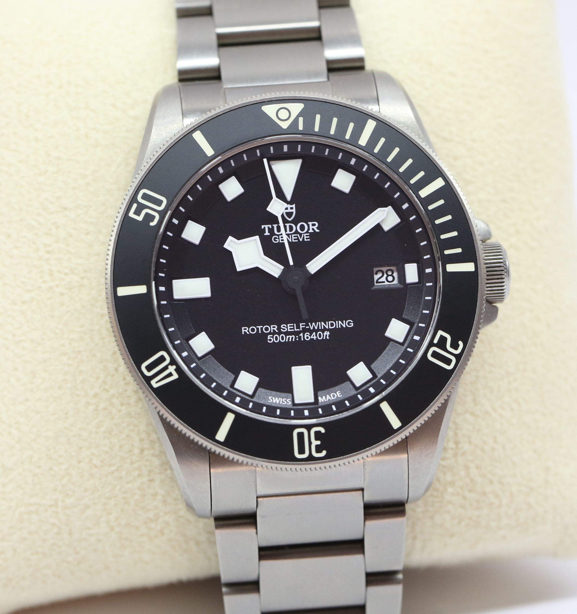 Tudor Pelagos, Diver in a 42mm Titanium Case and Bracelet, Ref: 25500TN, Circa: 2017, with Box & Card - Image 3