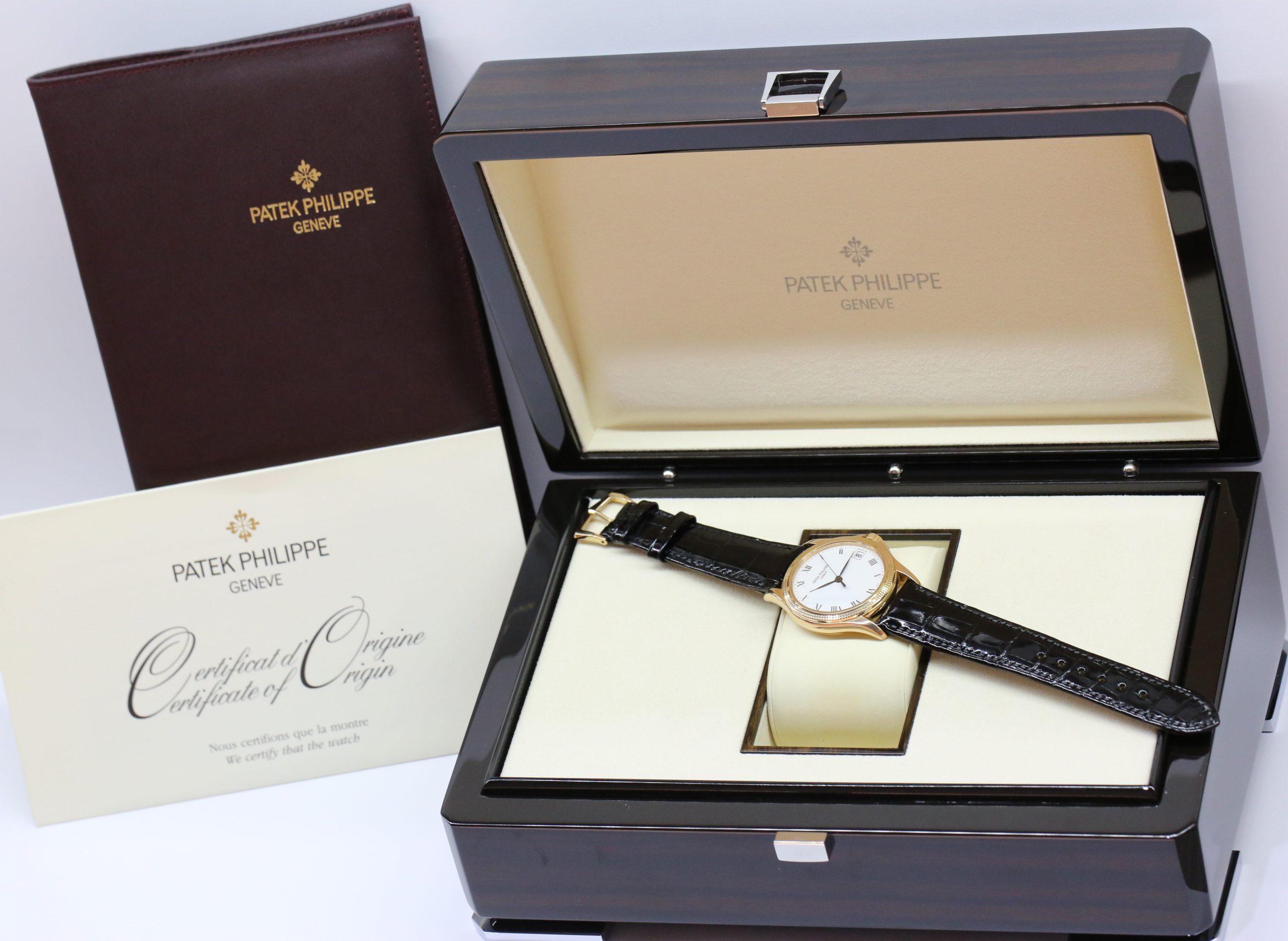 Patek Philippe Calatrava Hobnail Bezel, in 18ct Rose Gold on Patek Philippe Strap, Ref: 5117R, Circa: 2002, Complete with Box & Papers - Image 5