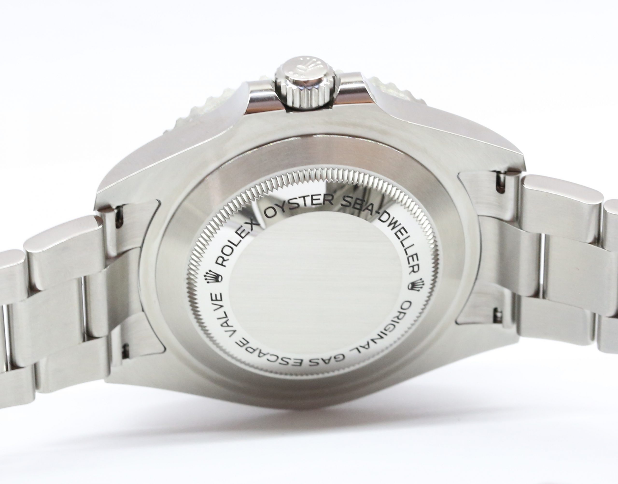Rolex Oyster Perpetual Sea-Dweller 4000 "Anniversary Red" Ref 126600, complete Box and Papers, Sold new 2021. - Image 4