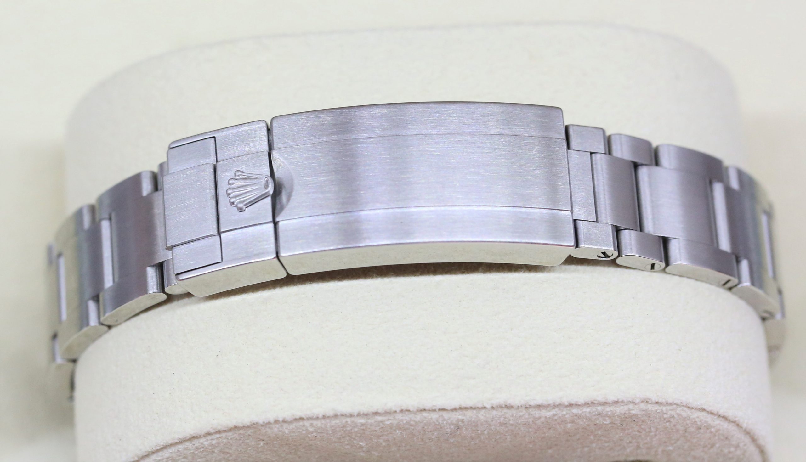 Rolex Submariner Ceramic Bezel, Non-Date 40mm in Stainless Steel on a Rolex Oystersteel Bracelet, Reference 114060, Circa: 2018, With Box & Warranty Card - Image 5
