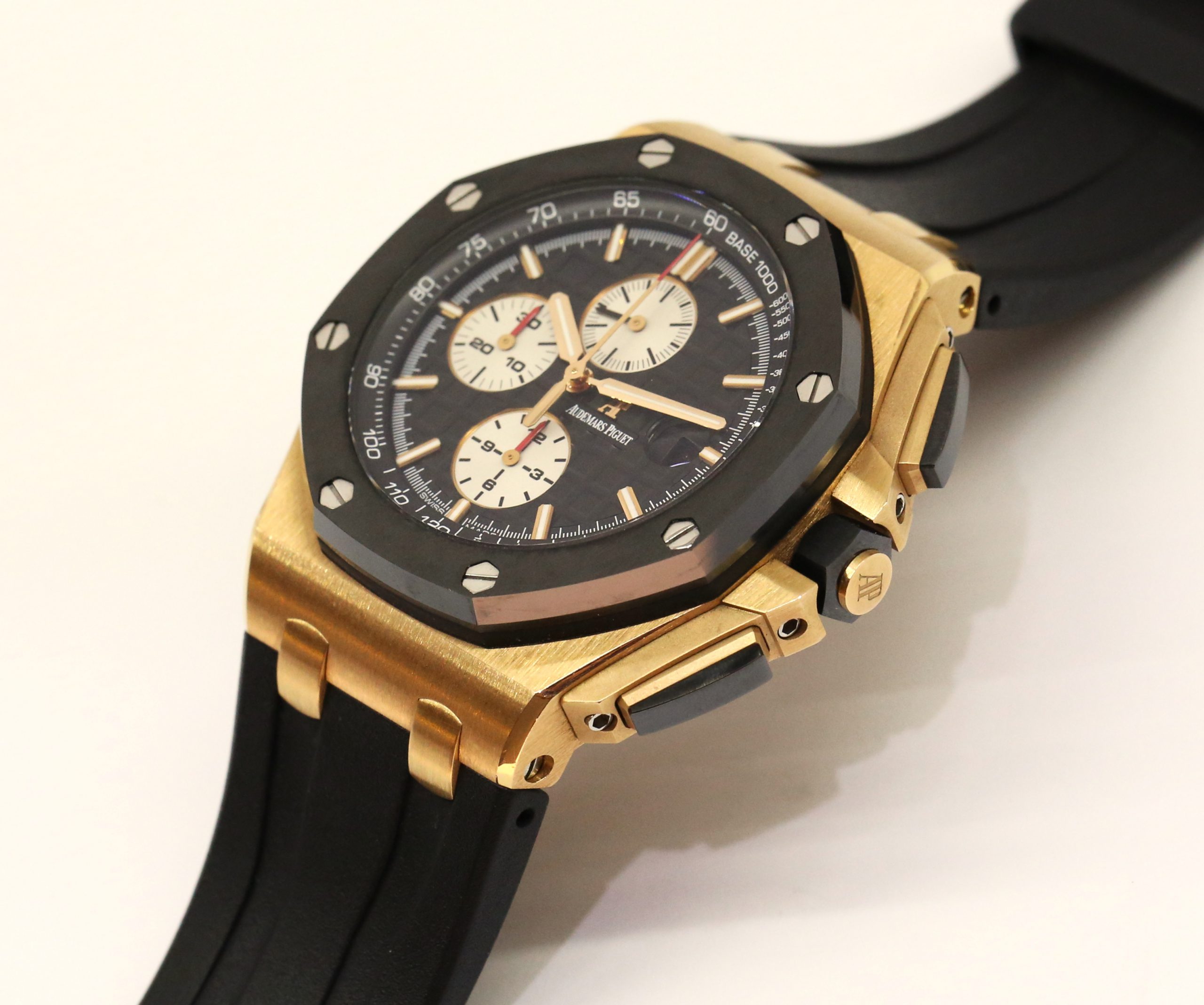 Audemars Piguet Royal Oak Offshore in 18ct Rose Gold on Rubber Strap Ref. 26400RO Circa: 2014 Complete with Box and Papers - Image 2