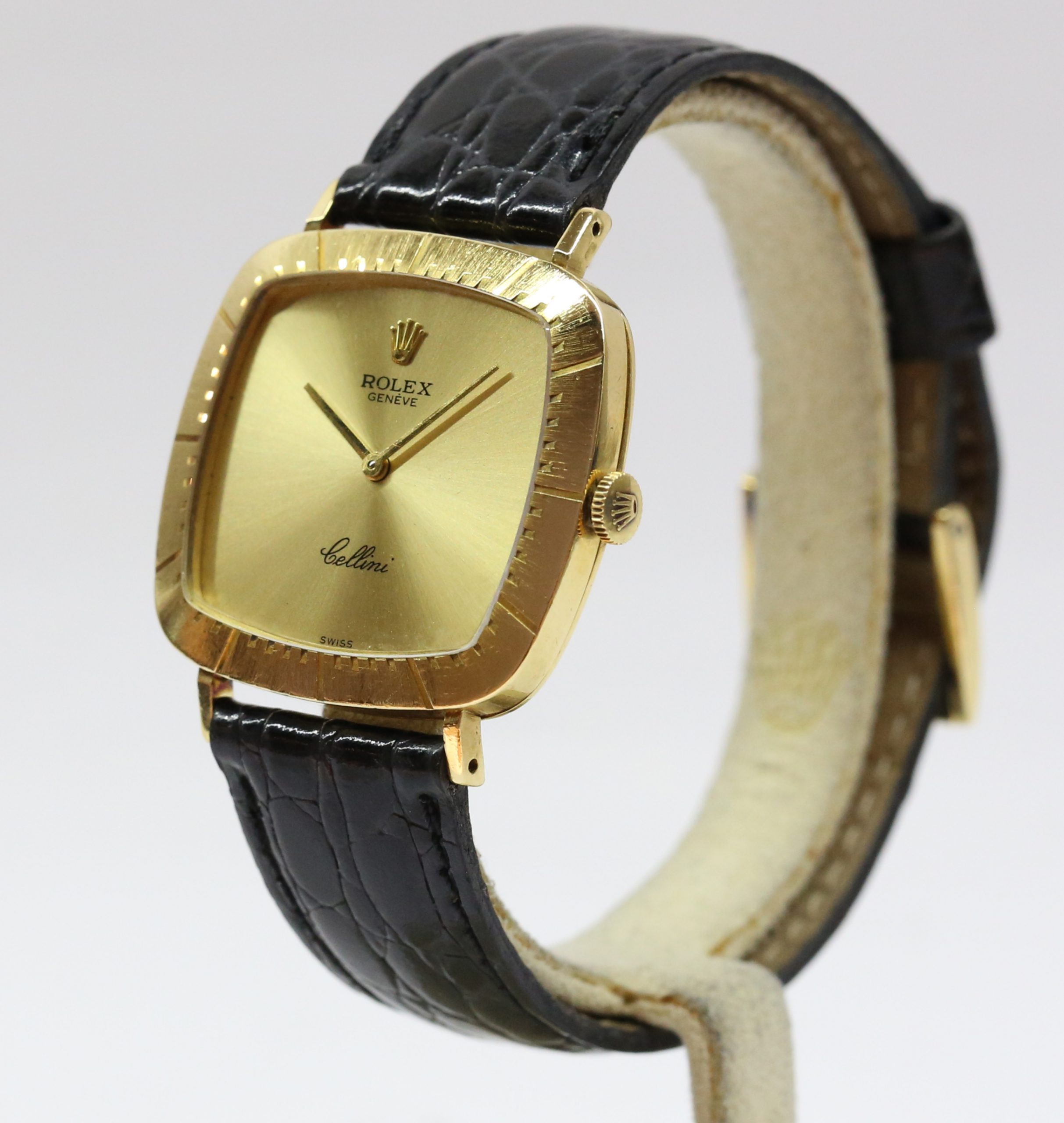 Rolex Cellini 18ct Yellow Gold Square Shape on Strap, Ref 4084, Circa: 1977, Manual Winding, Champagne Dial - Image 2