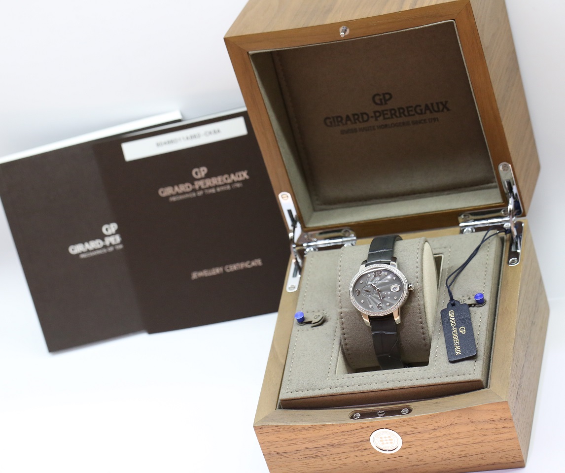 Girard-Perregaux Cat’s Eye Power Reserve with Diamond Bezel on Grey GP AlligatorStrap and Folding Buckle Ref. 80486D11A862-CK8A Complete with Box and Papers - Image 6