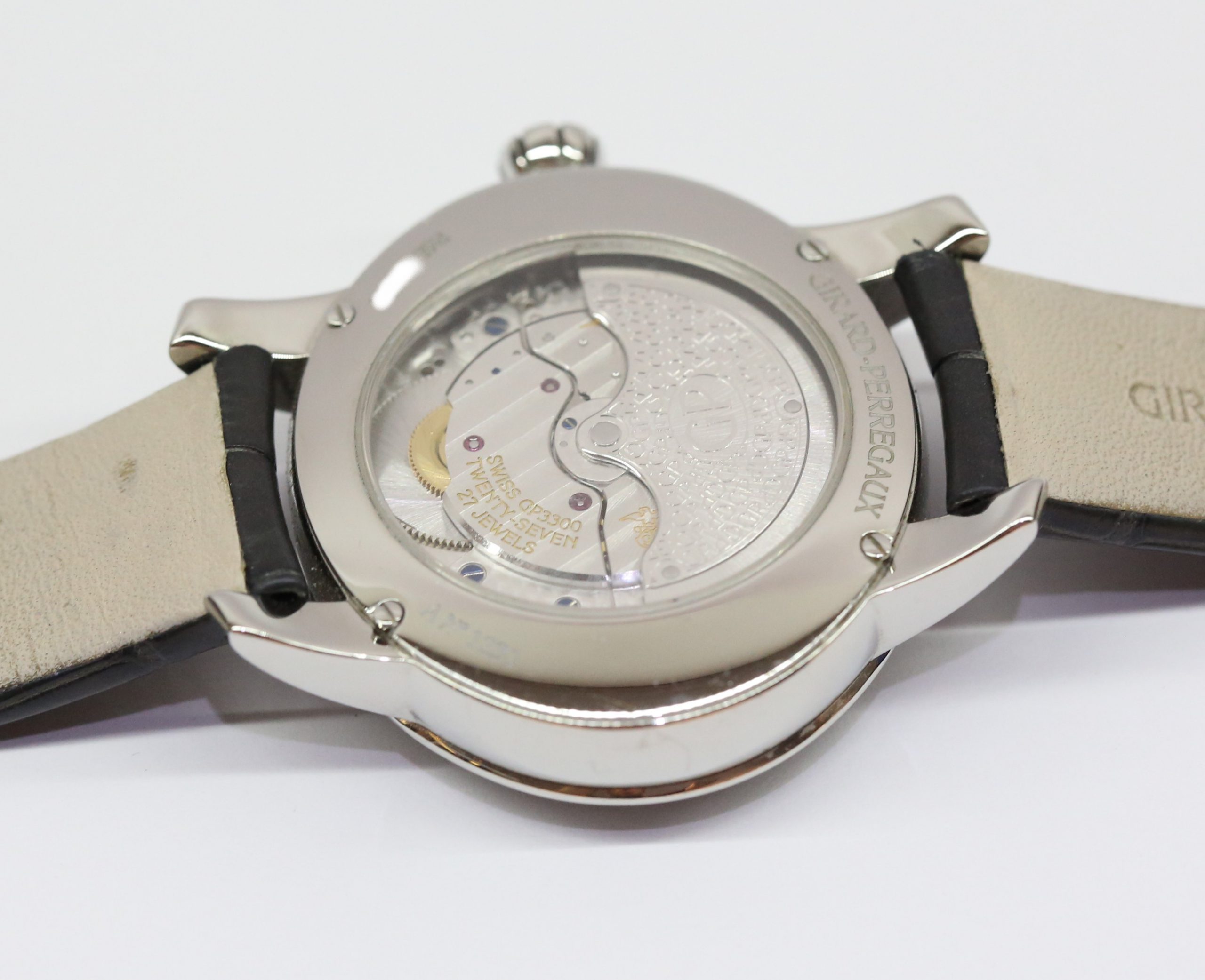 Girard-Perregaux Cat’s Eye Power Reserve with Diamond Bezel on Grey GP AlligatorStrap and Folding Buckle Ref. 80486D11A862-CK8A Complete with Box and Papers - Image 5