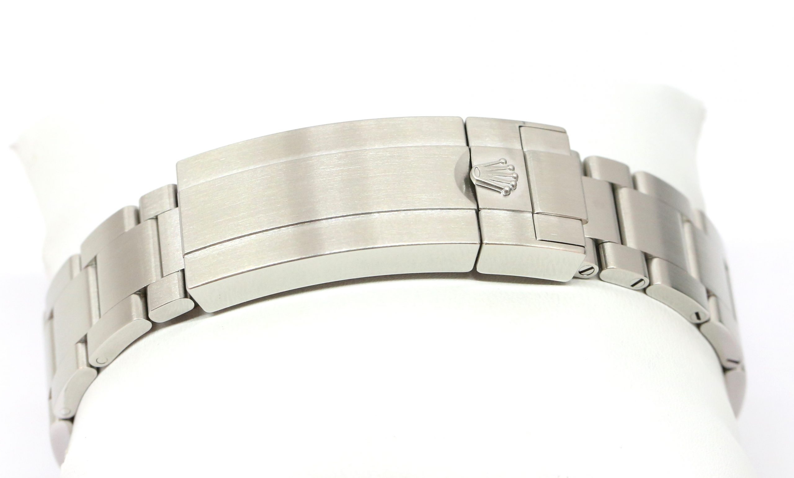 Rolex Submariner Non-Date 41mm, in Rolex OysterSteel on Rolex Oyster Bracelet, Reference: 124060, Circa: 2020, Complete with Box, Papers & Balance of Rolex Factory Warranty - Image 6