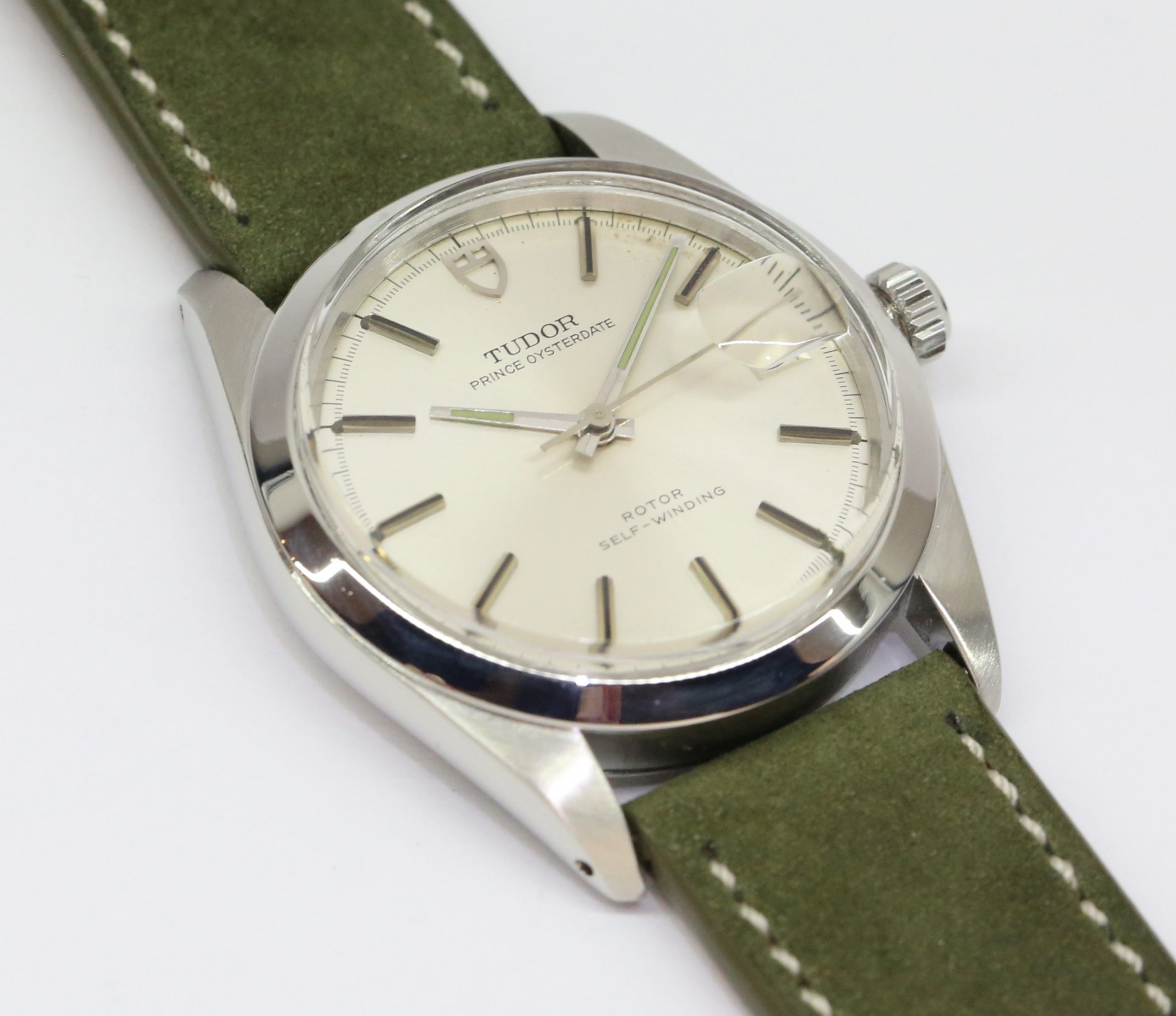 Tudor Prince OysterDate, Vintage, in stainless steel, Silver index dial, Automatic with Quick-set date, 34mm Ref 905070 ca. 1969-70 Just returned from a full service