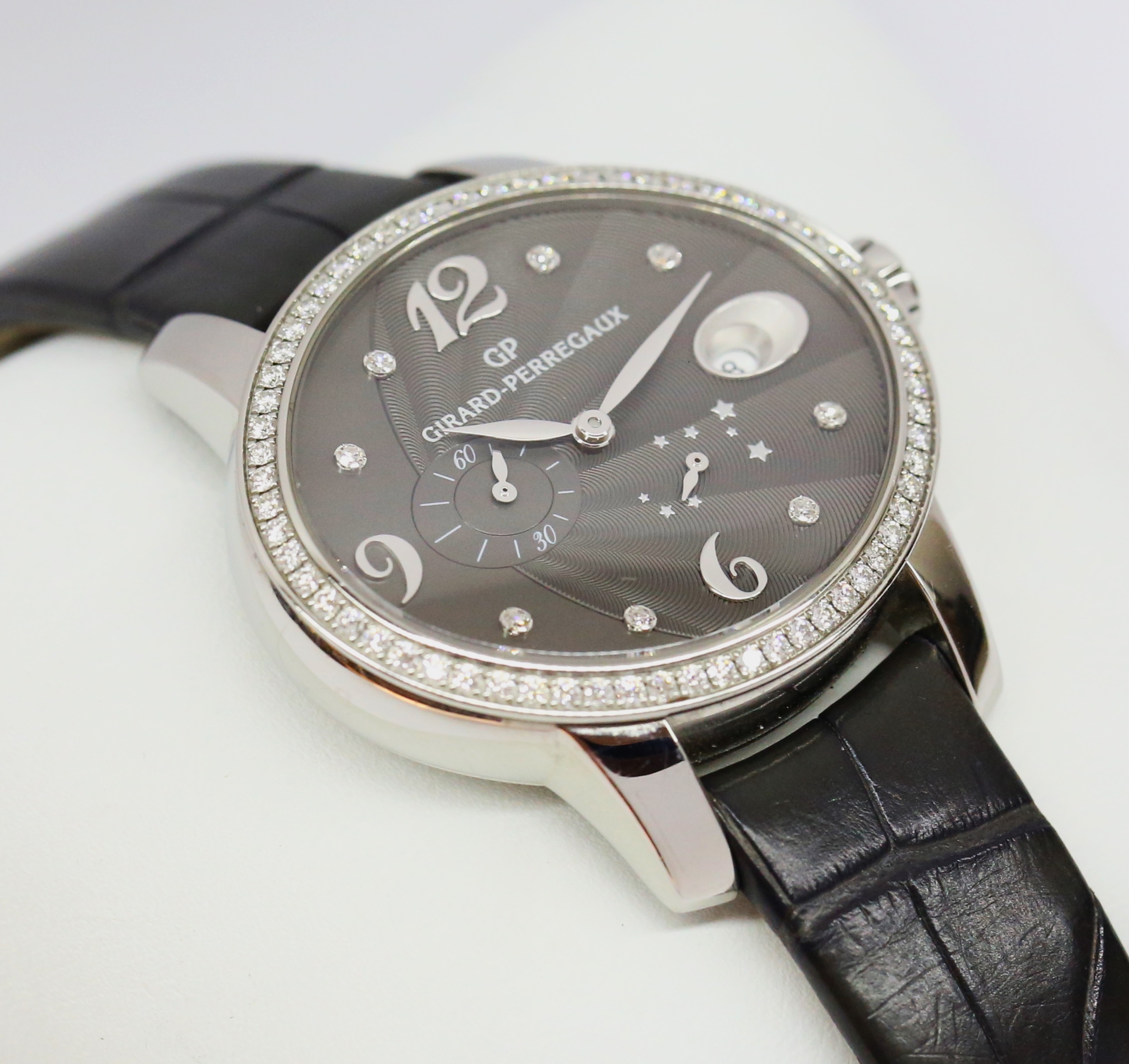 Girard-Perregaux Cat’s Eye Power Reserve with Diamond Bezel on Grey GP AlligatorStrap and Folding Buckle Ref. 80486D11A862-CK8A Complete with Box and Papers