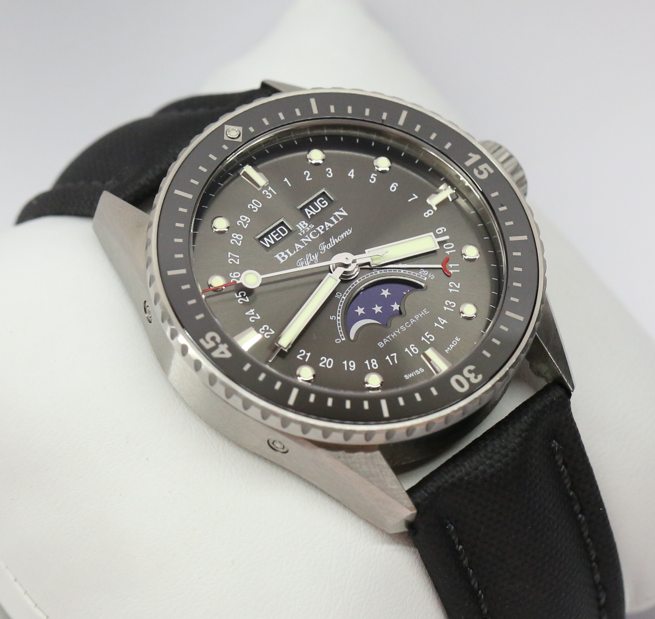 Blancpain Fifty Fathoms Bathyscaphe Moonphase Complete Calendar Automatic on Blancpain Strap and Buckle Ref. 5054 1110 B52A Crica: 05/2020 Complete with Box and Papers