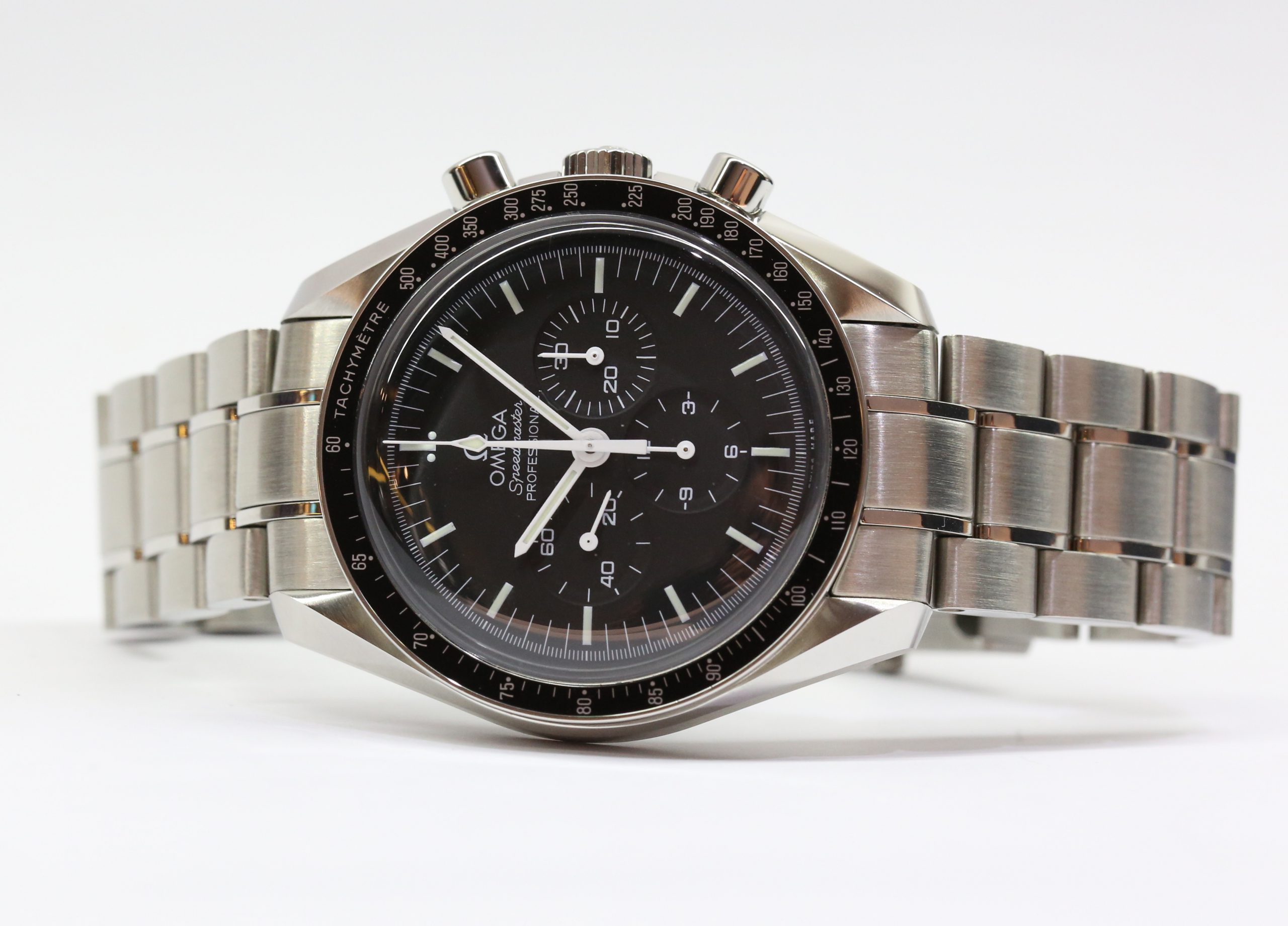 Omega Speedmaster Professional 42mm in stainless steel, Black index dial on a Omega stainless steel bracelet. Ref. 31130423001005, Complete with all Boxes and Omega Warranty cards, Circa: 2019 - Image 3