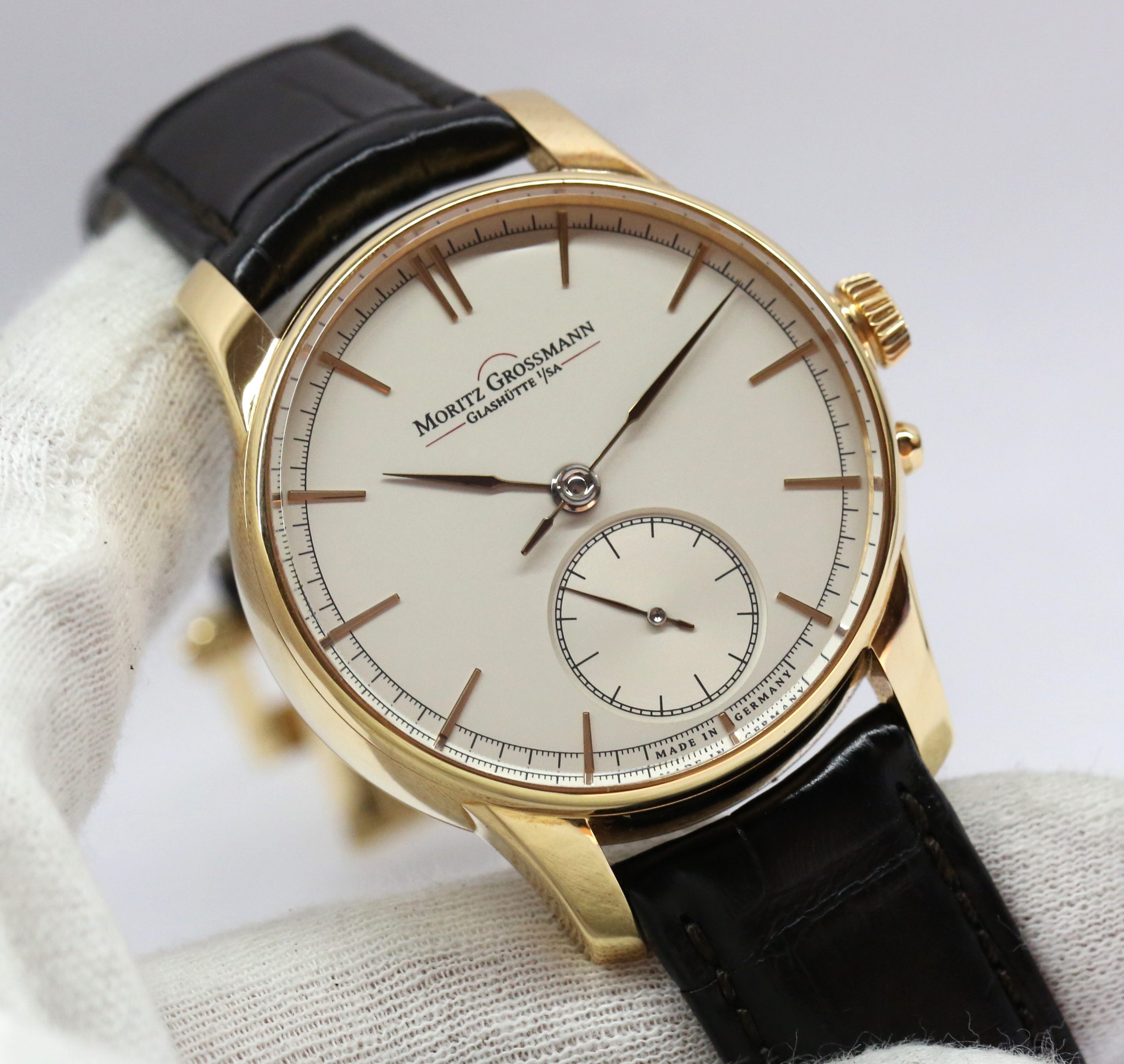 Moritz GrossMann Atum in 18ct Rose Gold on Strap, Silver Index Dial, Complete with Box and Papers - Image 3
