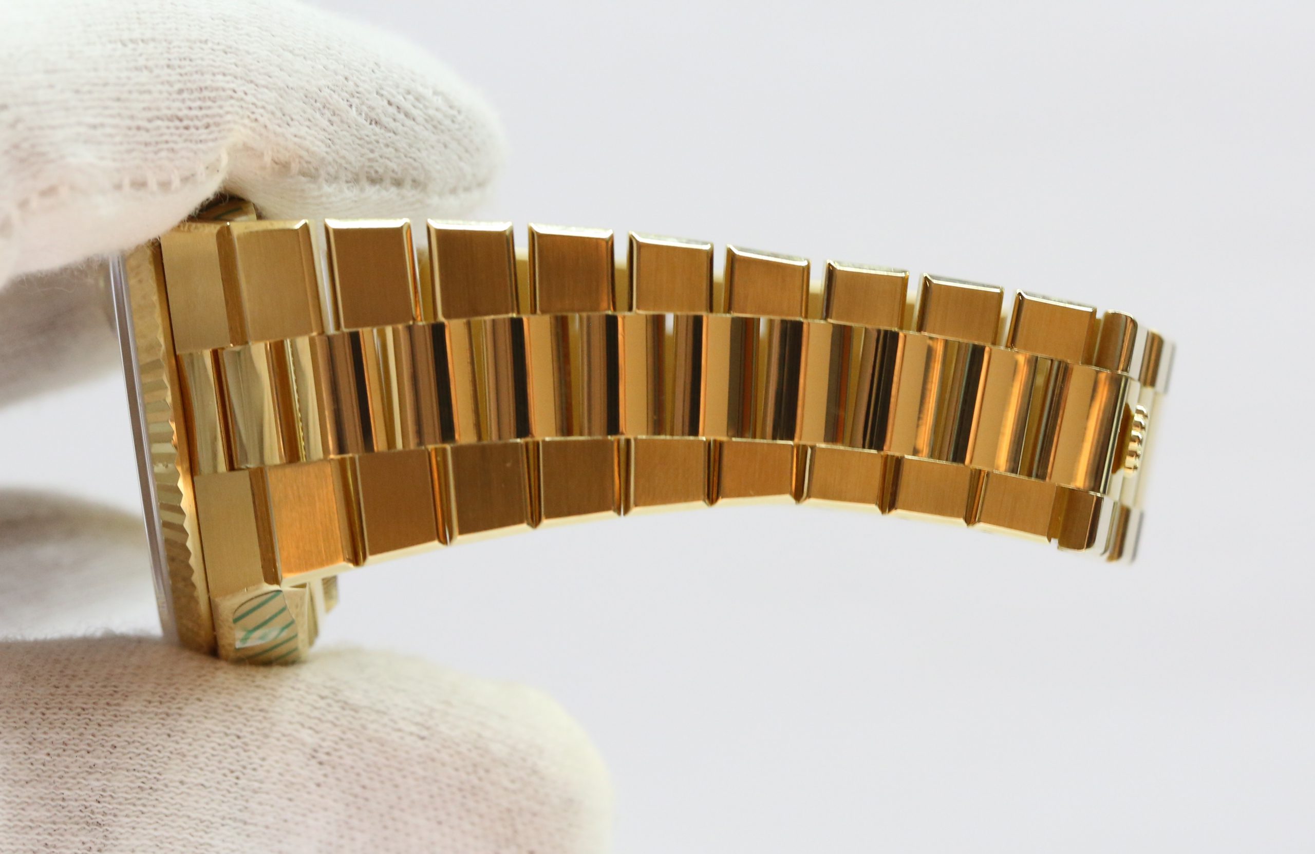 Rolex OysterQuartz Day Date 18ct Yellow Gold on Rolex Bracelet, Black Index Dial, Ref: 19018, Circa: 1986, Just Back From Rolex Service, Complete with Box & Papers - Image 7