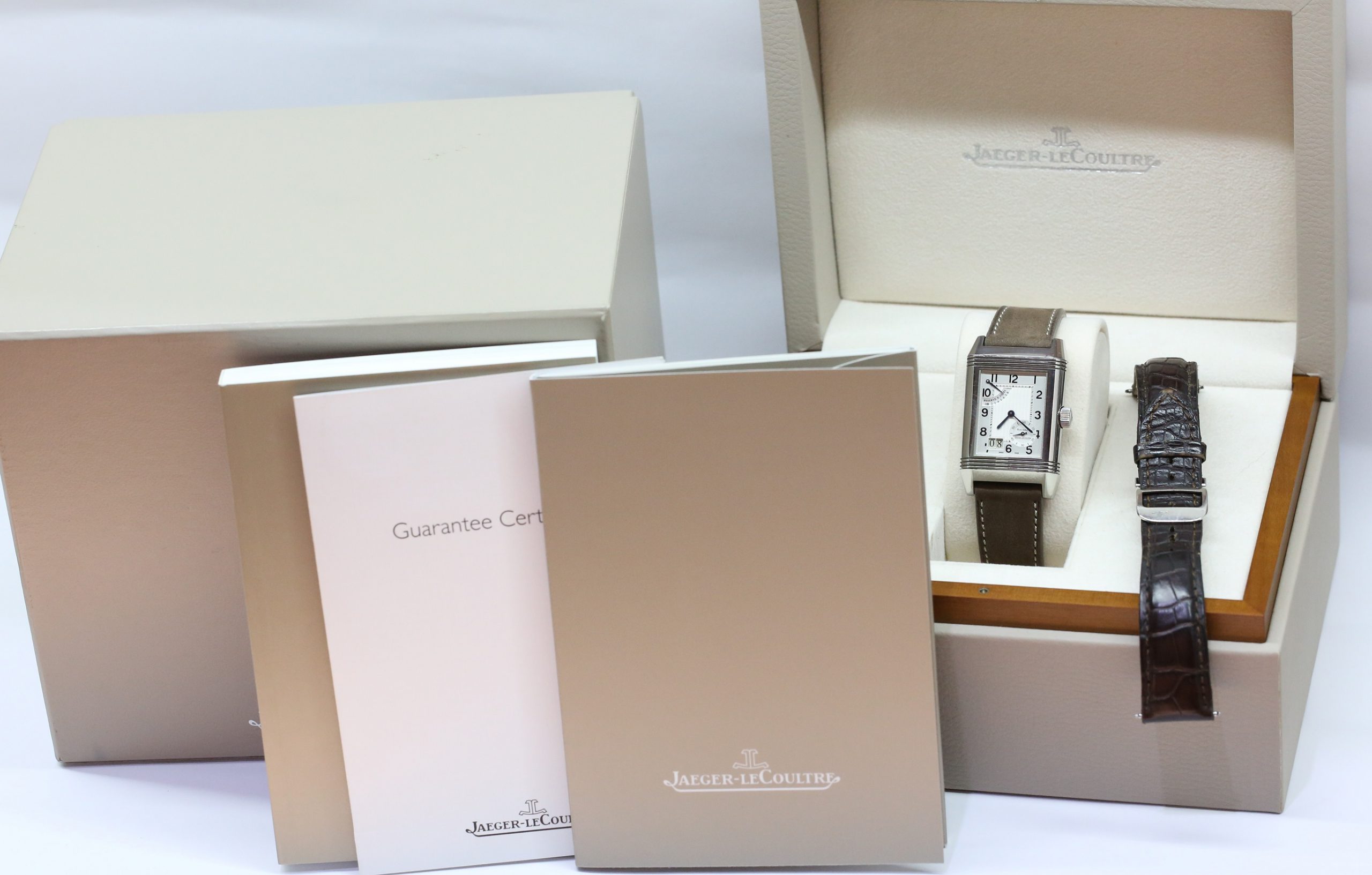 Jaeger Le Coultre Reverso Grande Date 8 Day Power Reserve in Stainless Steel, Guilloche Dial, on Seude Strap Ref 3008420, Circa: 2000s, Complete with Box and Papers. - Image 3