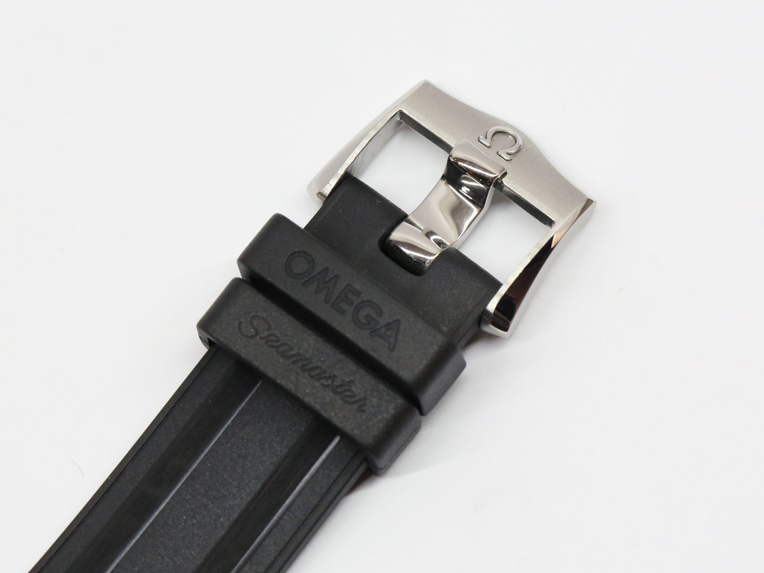 Omega Seamaster Professional 300m James Bond 007 Edition, Reference: 210.22.42.20.01.004, Circa: 2020, Complete with Box & Papers - Image 6