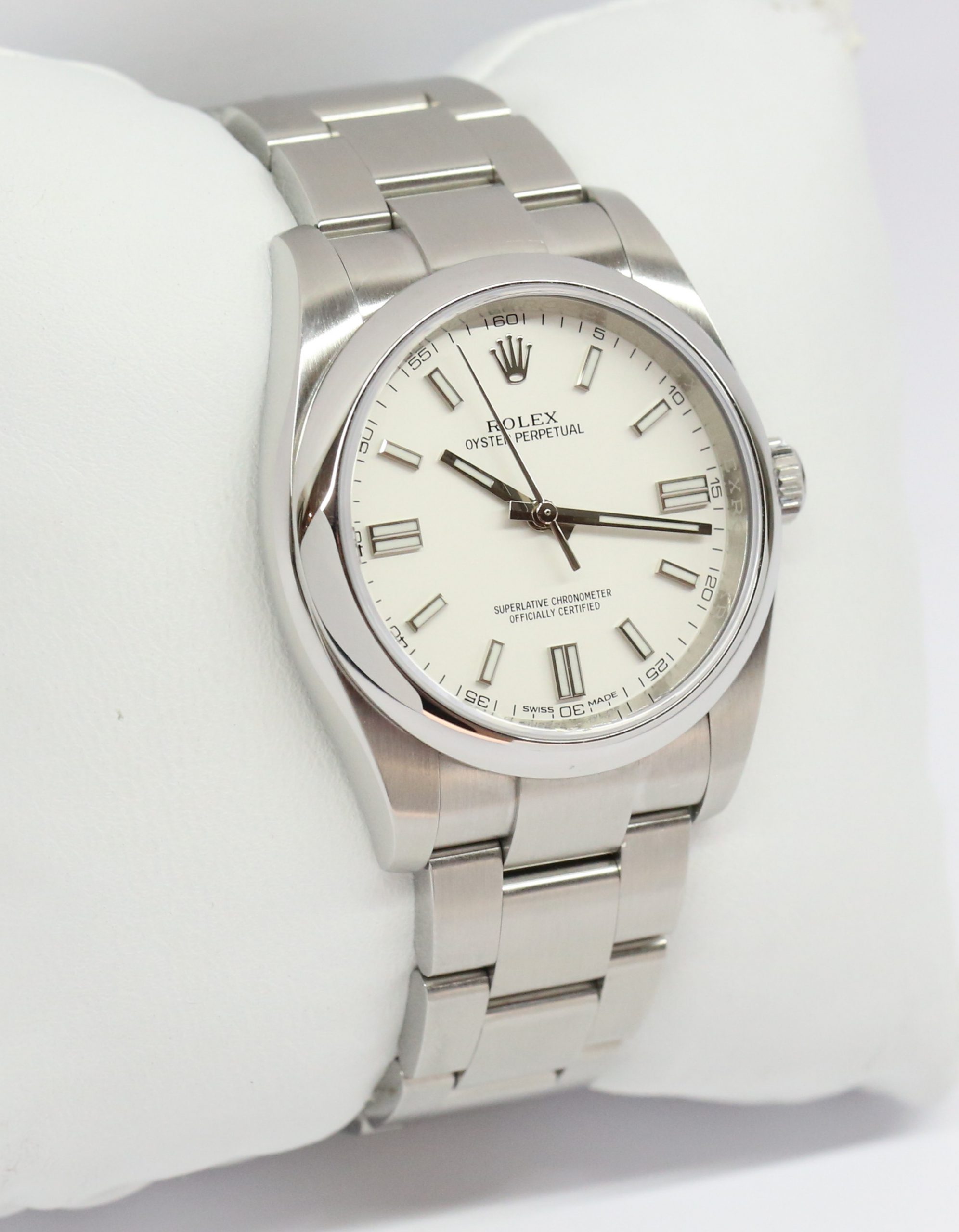 Rolex Oyster Perpetual 36 in Stainless Steel with White Index Dial on Rolex Oyster Bracelet Ref. 116000 Sold New: 2018 Complete with Box and Papers - Image 4