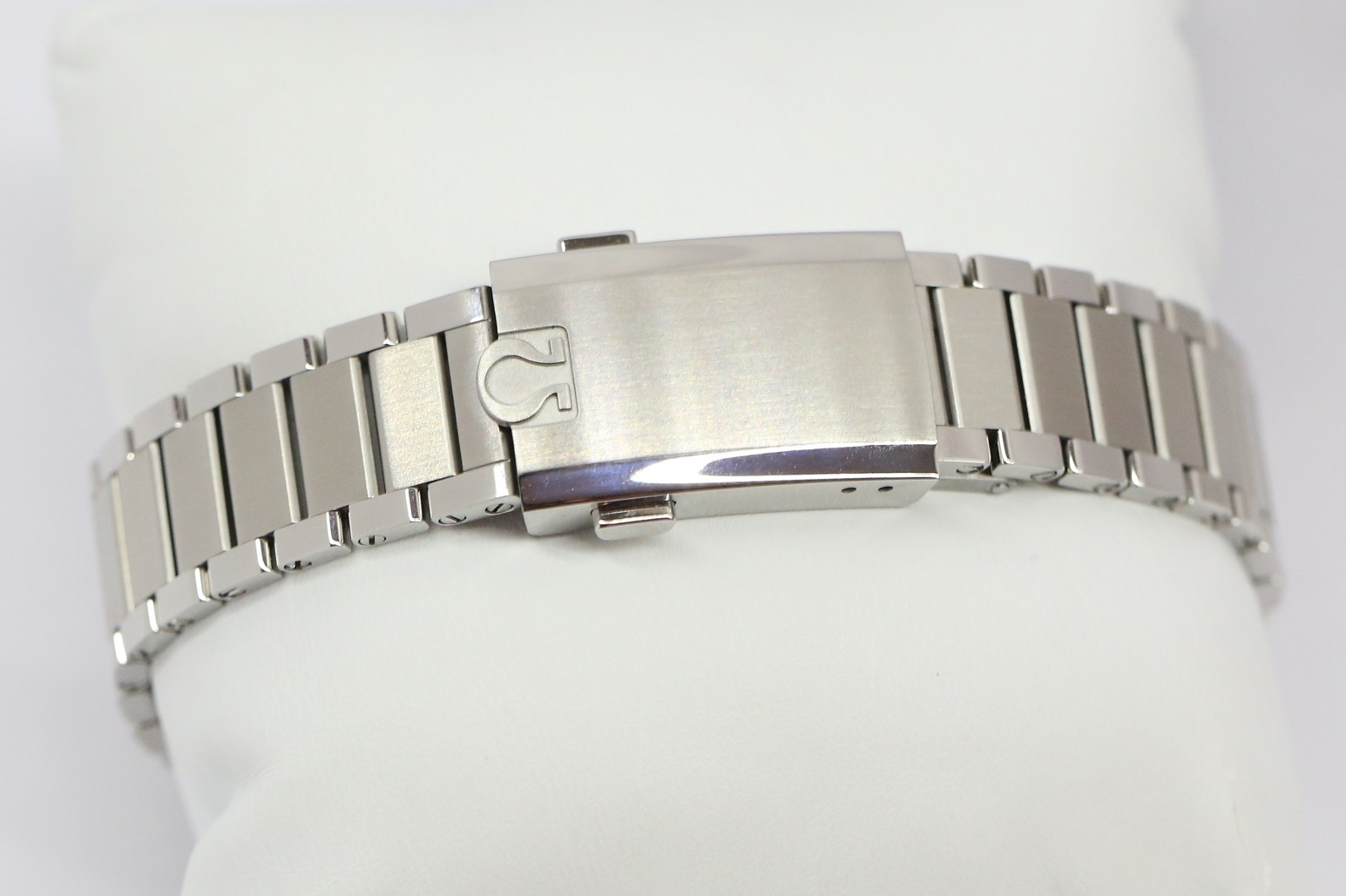 Omega Speedmaster Cal. 321 "Ed White" in stainless steel, Matt Black index dial on a Omega stainless steel bracelet.Ref. 31130403001001 Complete with Boxes and Omega Warranty cards, Circa: 2021 - Image 6