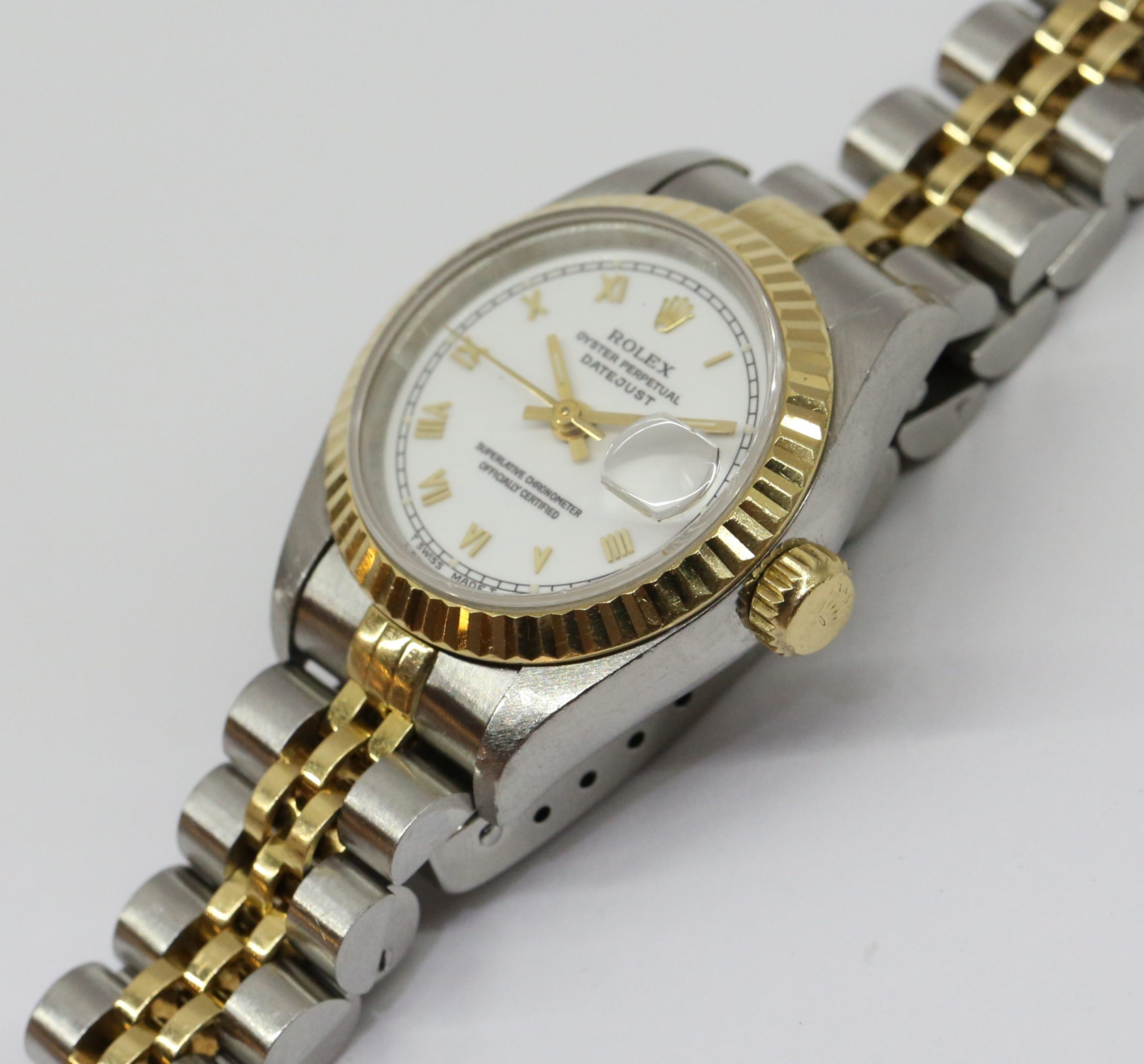 Rolex Datejust 26mm 18ct Yelow Gold & Stainless Steel, White Roman Dial on Rolex Jubilee Bracelet, Reference: 69173, Circa: 1995, with Box - Image 2