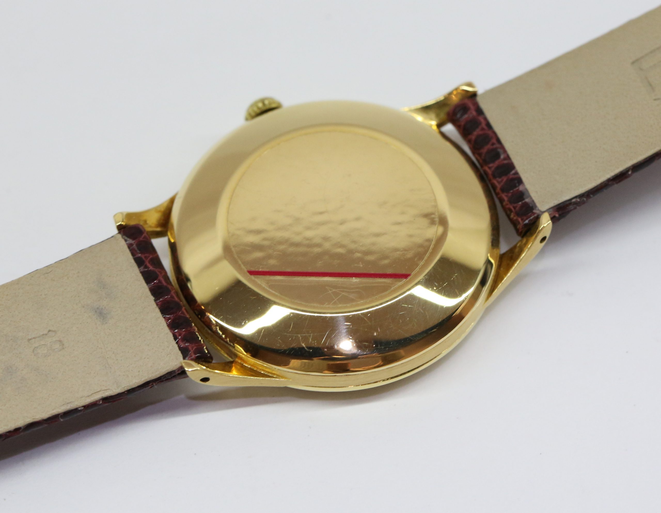 IWC classic automatic Cal 853 in 18k yellow gold, original silver/white dial with applied gold markers, on a Brown Lizard Strap Ca. 1960's - Image 6