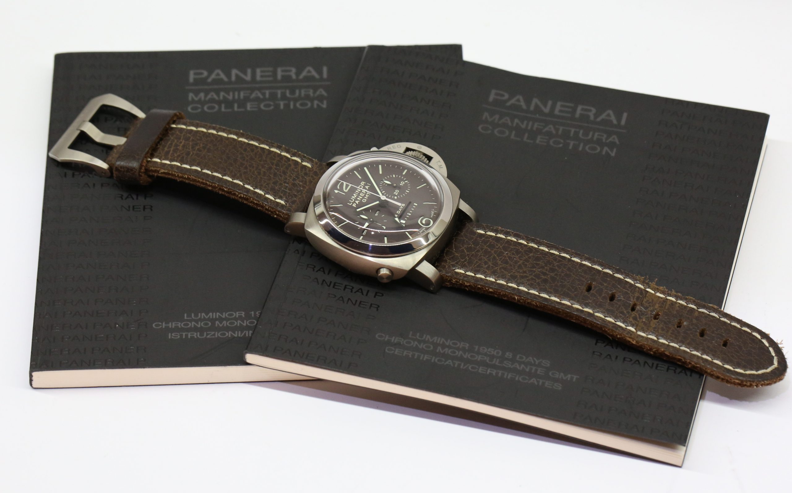 Panerai Luminor 1950 Chronograph Monopulsante 8 Days GMT in Titanium with Tobacco Dial Ref. PAM 00311 Circa: 2009 - Image 8