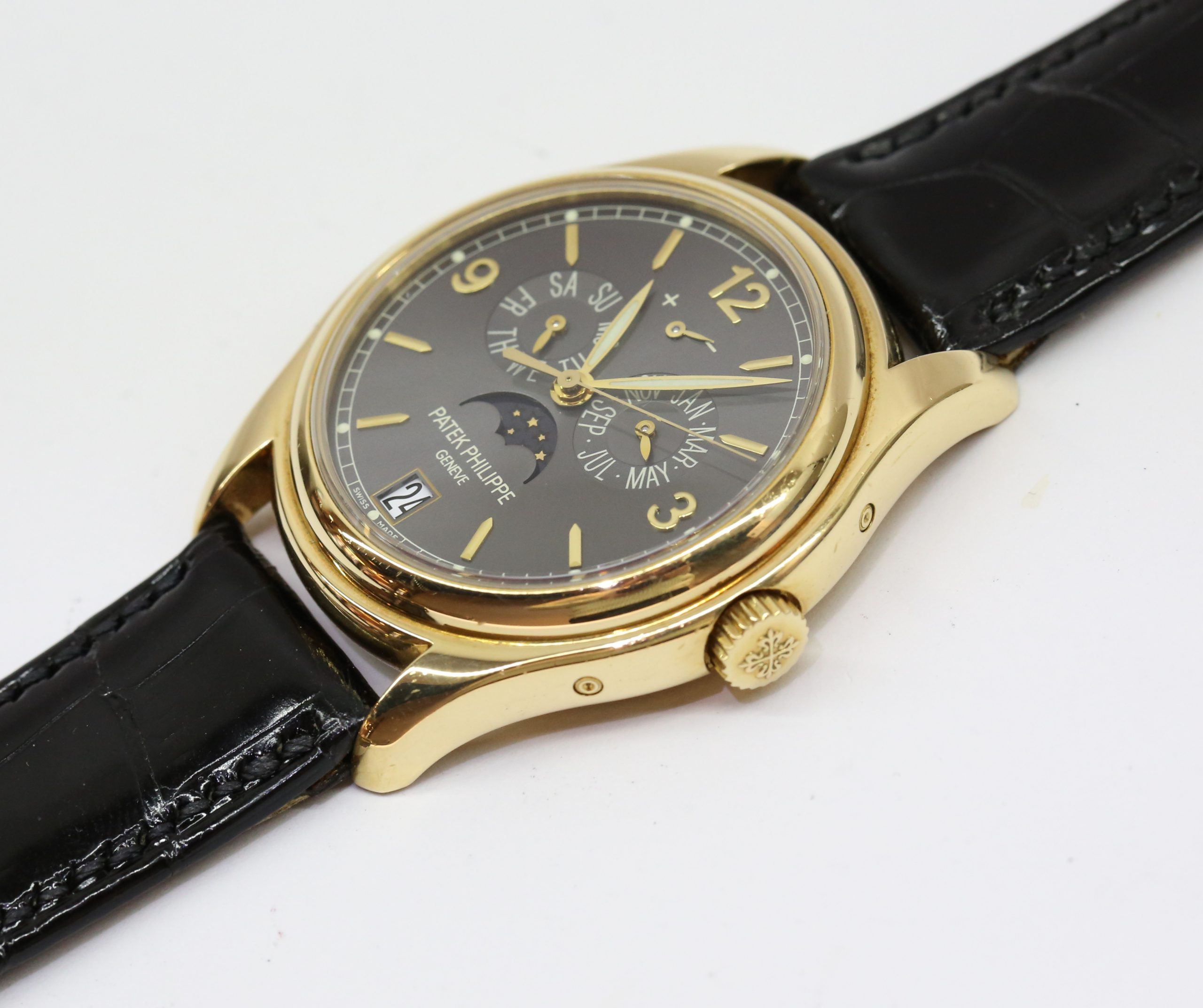 Patek Philippe Annual Calendar Moonphase, Reference: 5146J in 18ct Rose Gold, Slate Grey Arab Dial, Circa: 2007, Complete with Box & Papers - Image 2