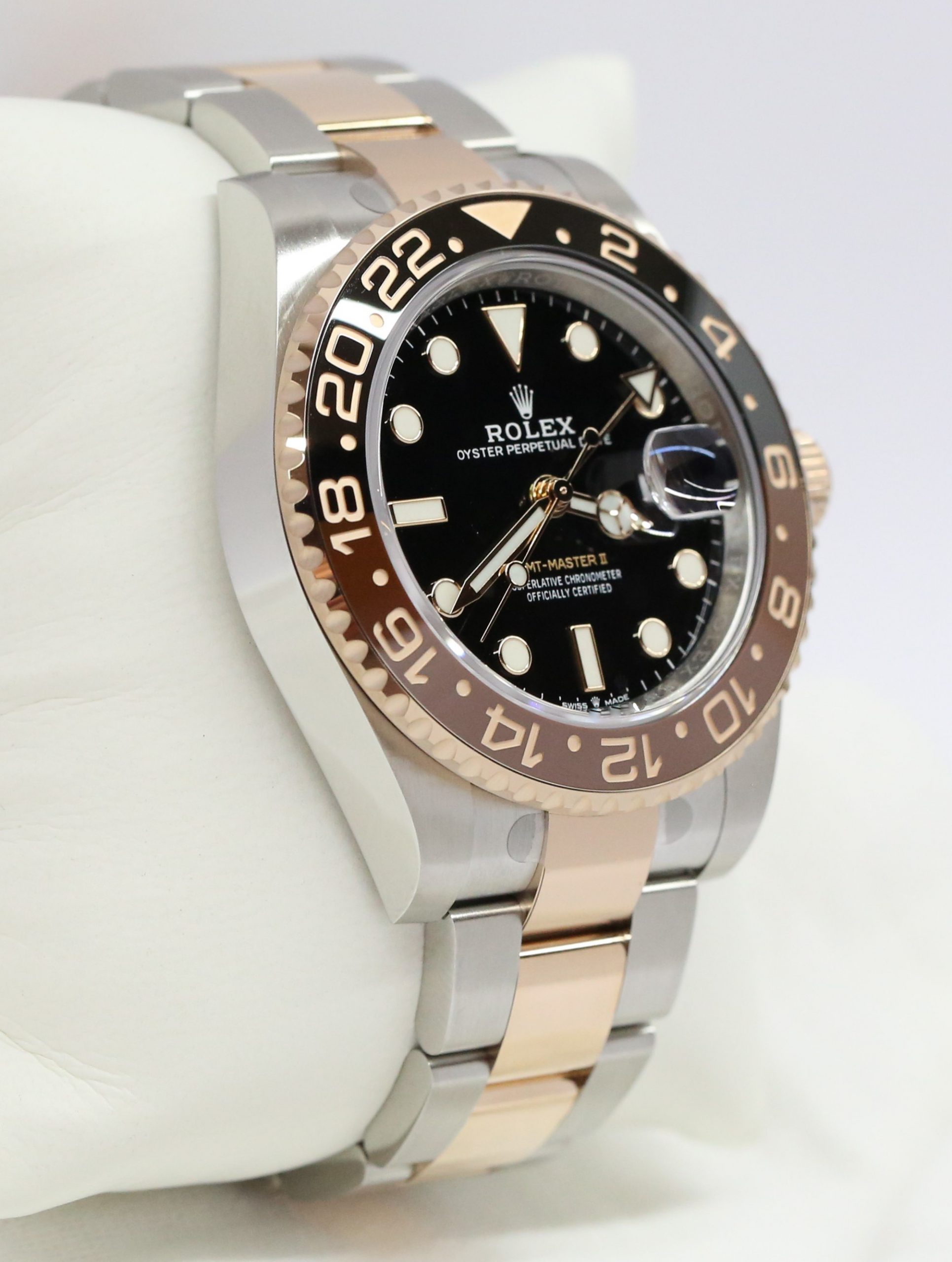 Rolex GMT Master II "Root Beer" in 18ct Rose Gold and Stainless Steel with Black Index Dial on Rolex Stainless Steel and 18ct Rose Gold Oyster Bracelet Ref. 126711 CHNR Circa: 2022 Complete with Box and Papers - Image 3