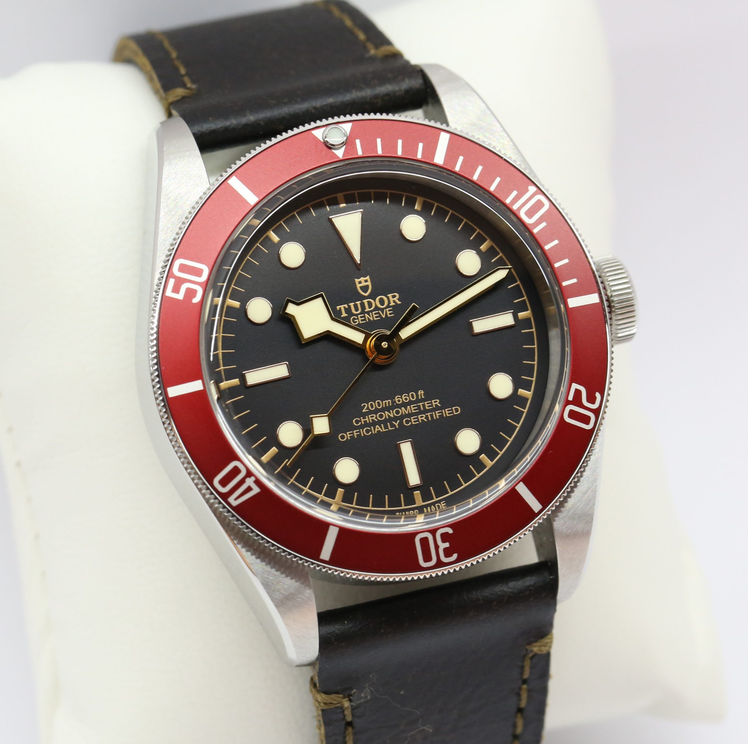 Tudor Heritage Black Bay in Stainless Steel dive watch, Black index dial and Red bezel on a Tudor Strap with Tudor Stainless Steel Deployant Clasp, Ref 79230R, Complete with Box and Papers, Ca. 11/2020 - Image 3
